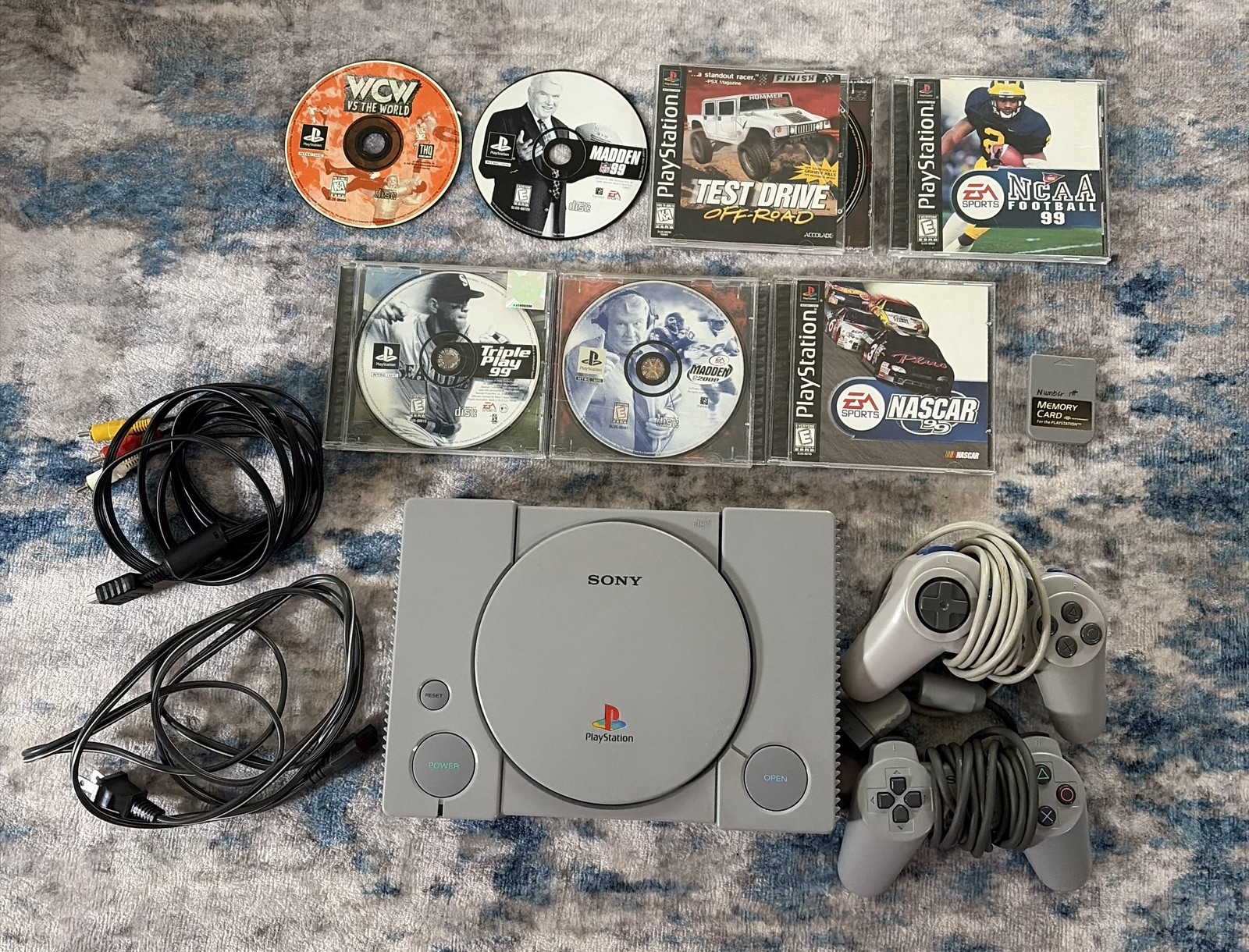 Sony PlayStation PS1 Console Bundle Tested & Working SCPH-5501 8 Games Cleaned