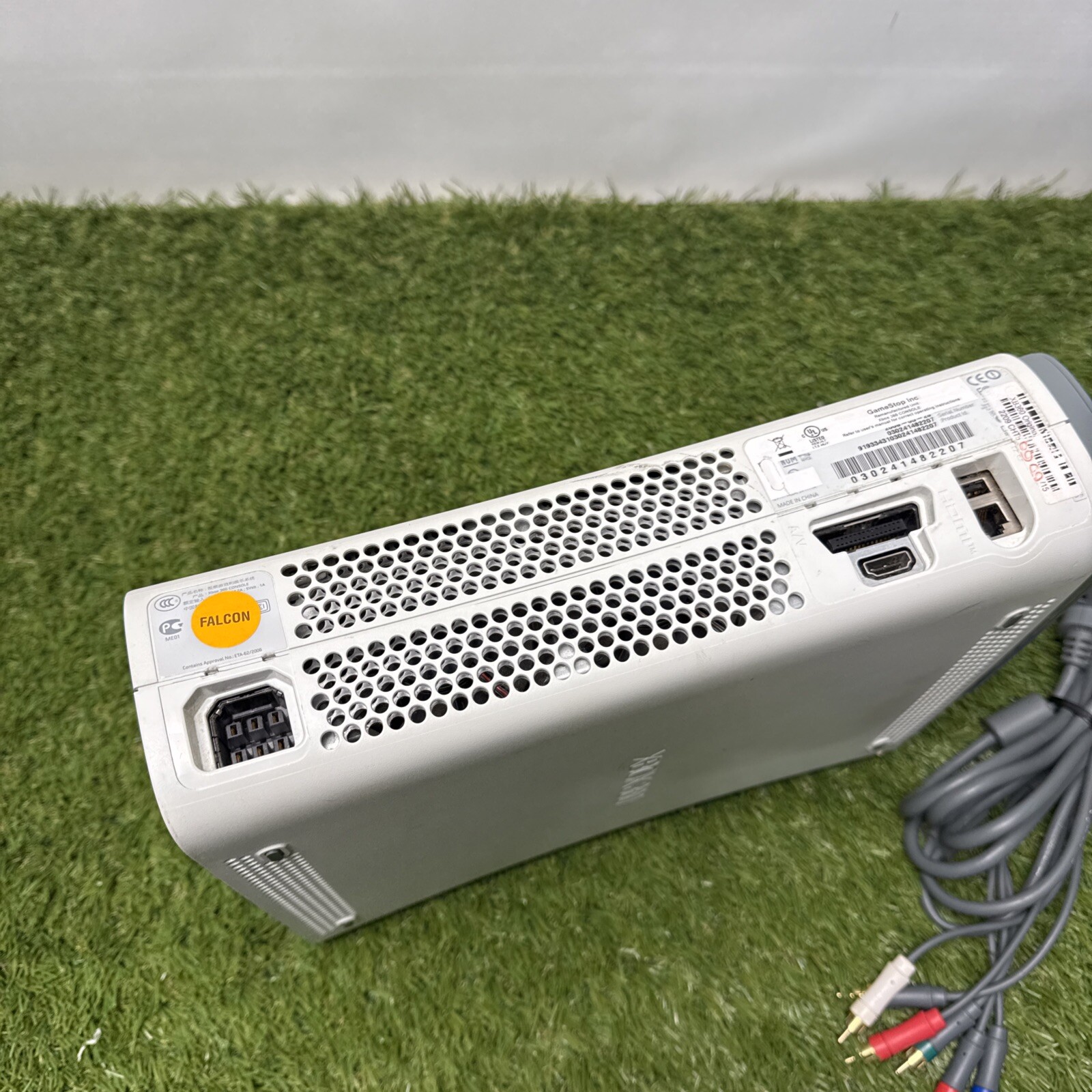 Xbox 360 Pro Console White With Power & AV Cord TESTED , No Controllers HDD