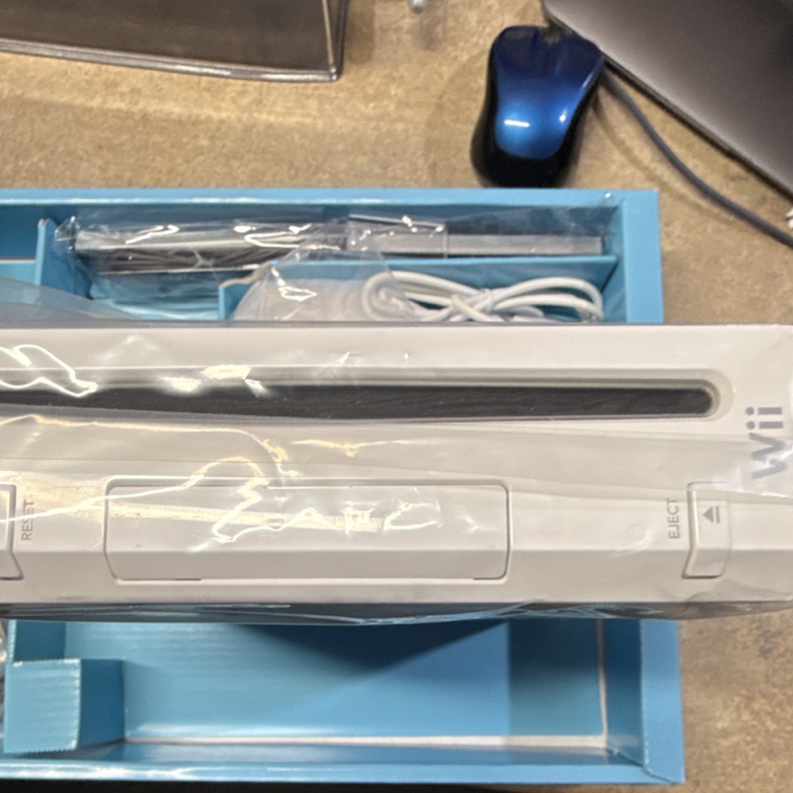 Nintendo Wii Sports Console White Wi-Fi, Component RCA, Remote Included
