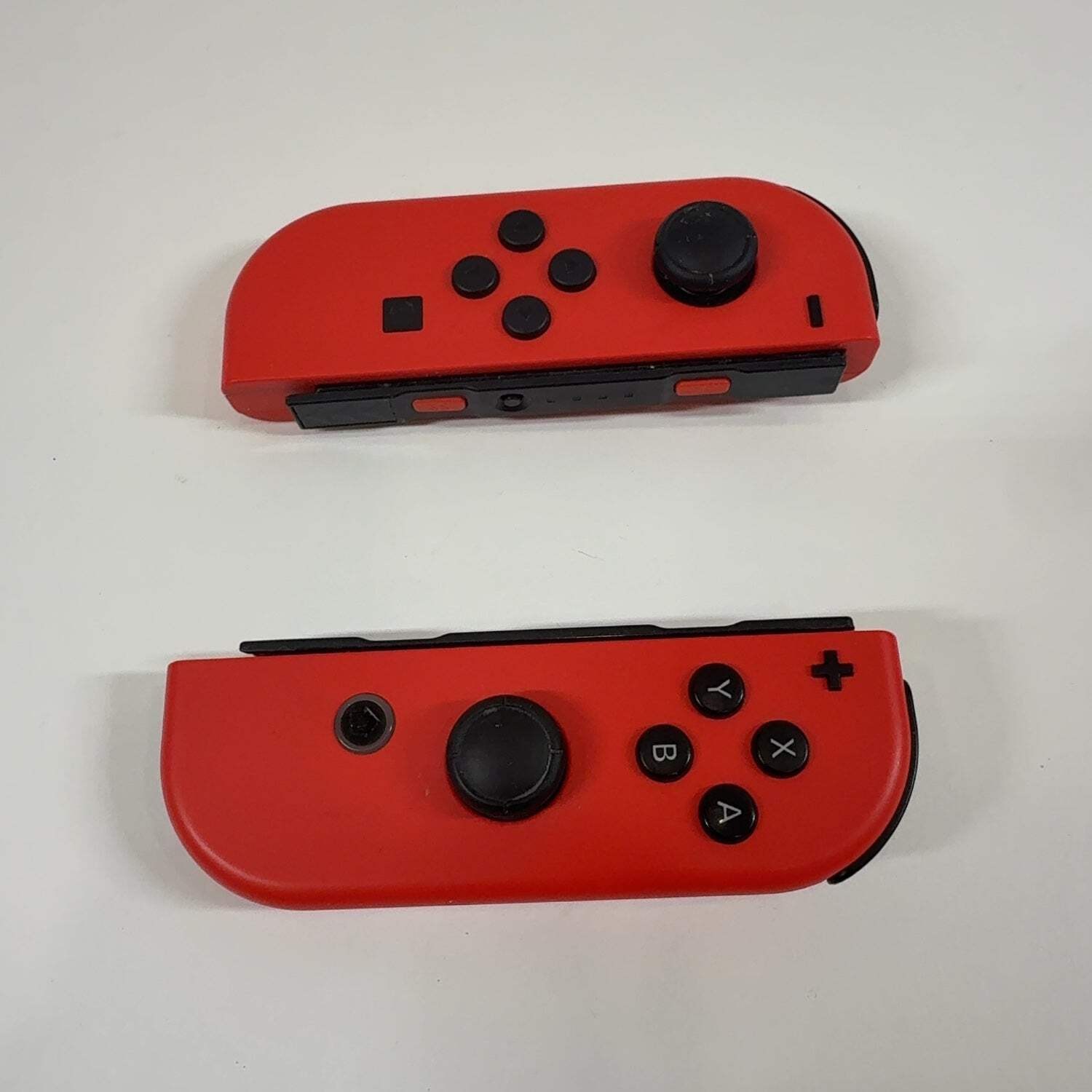 Nintendo Switch v2 Video Game Console HAC-001(-01) Red