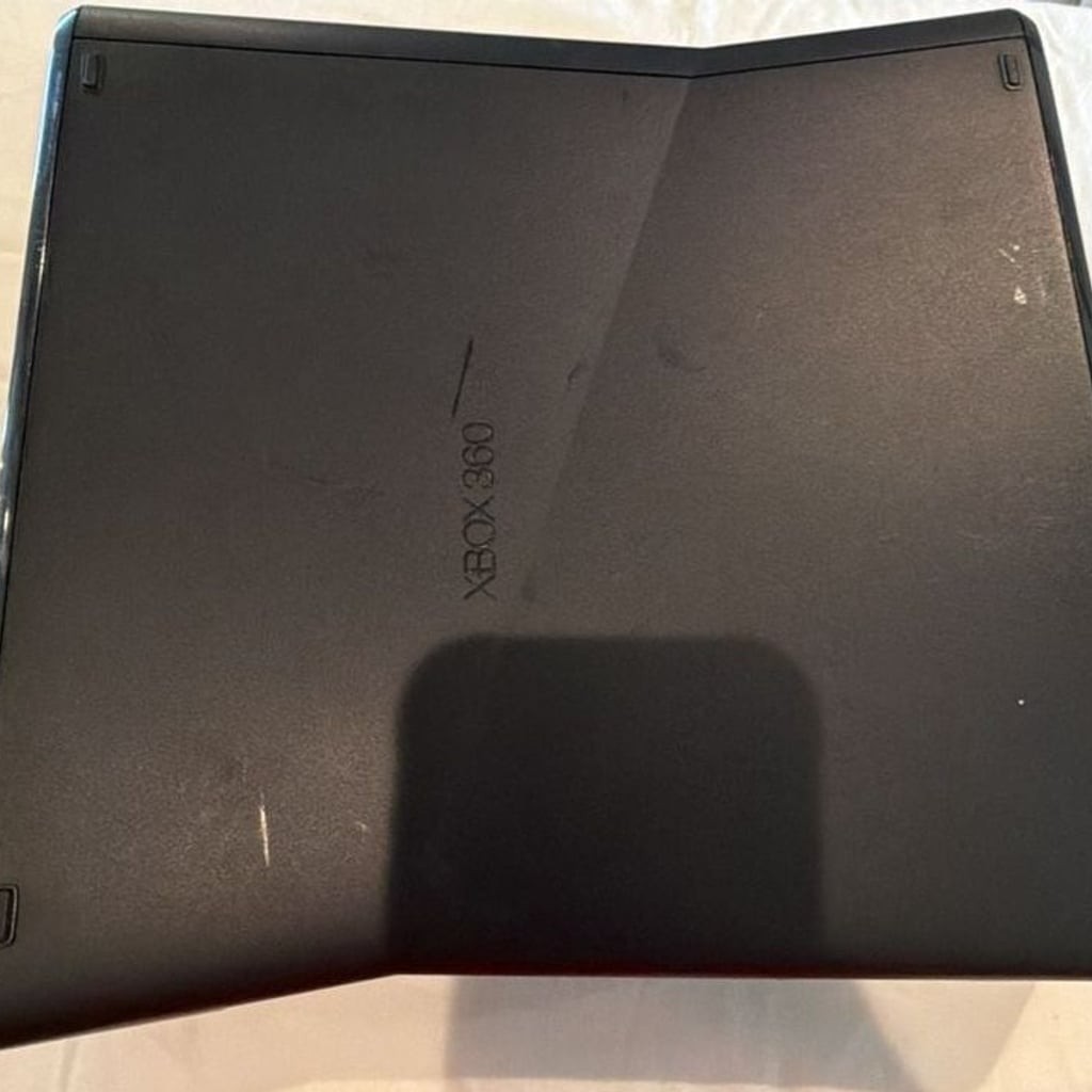 Microsoft Xbox 360 S Console Model 1439 – Matte Black