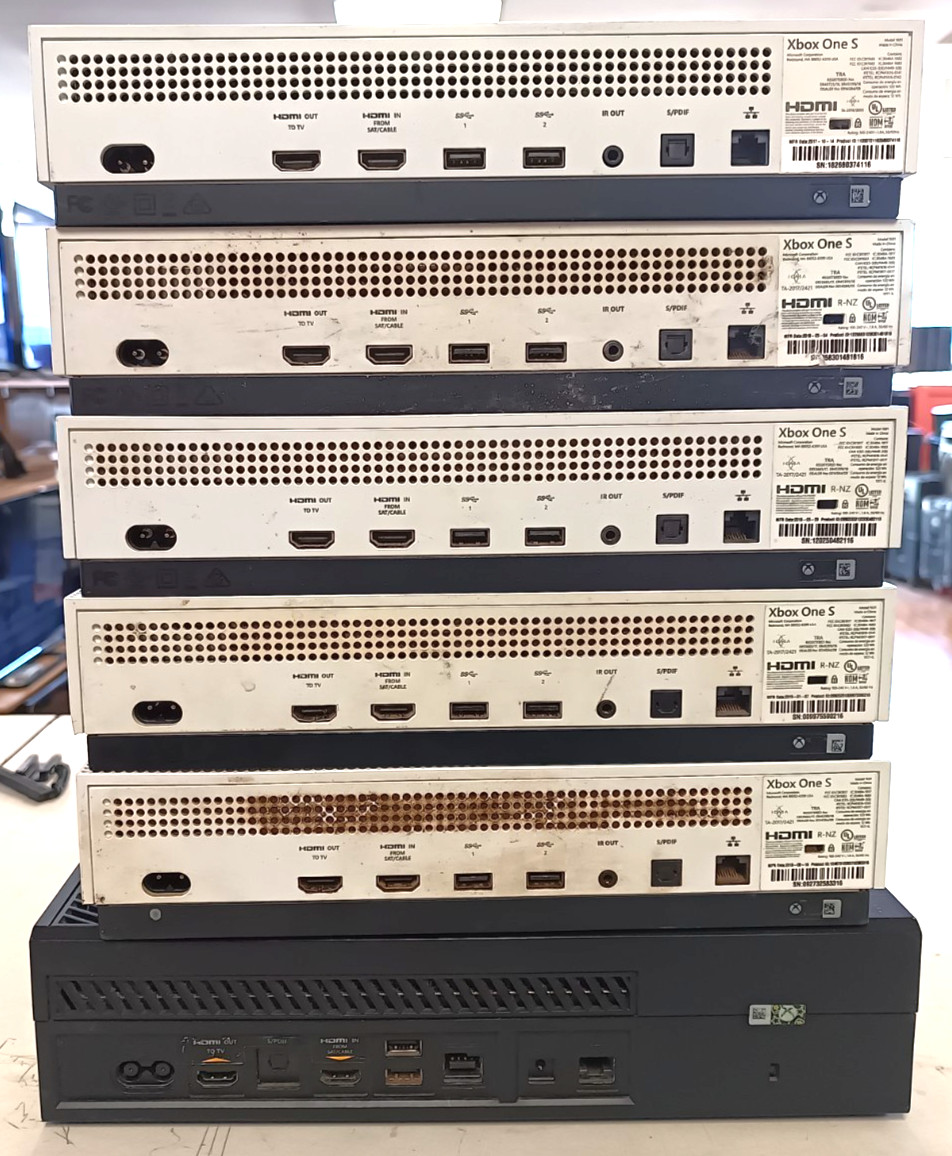 XBox One Lot of 6 Game Systems As-Is for Parts or Repair