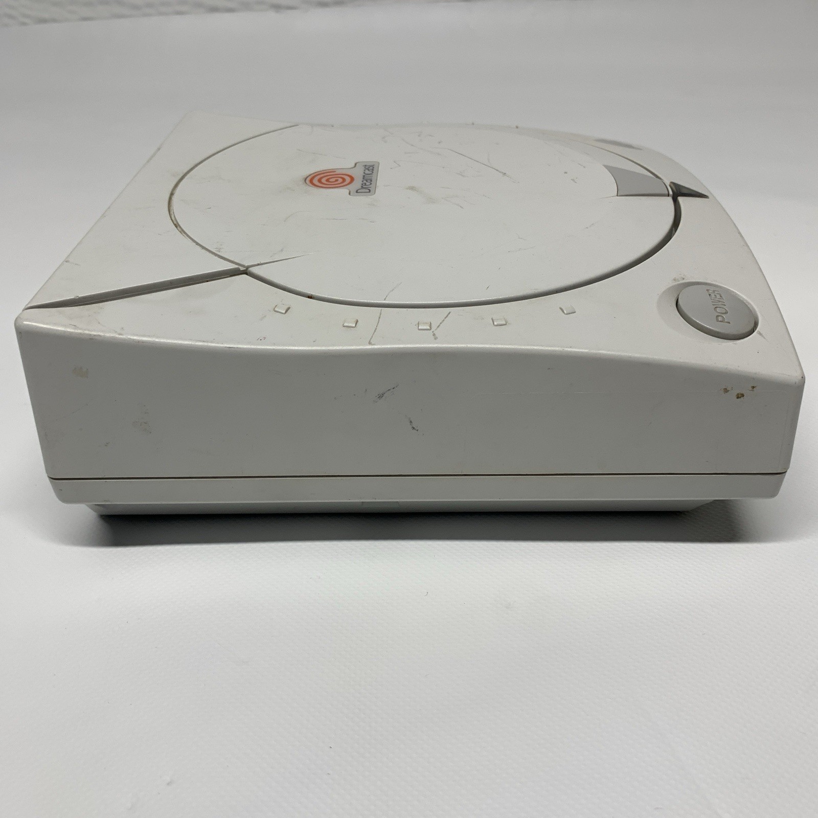 Sega Dreamcast Console Only FOR PARTS OR REPAIR Powers On Doesn’t Read Disc READ