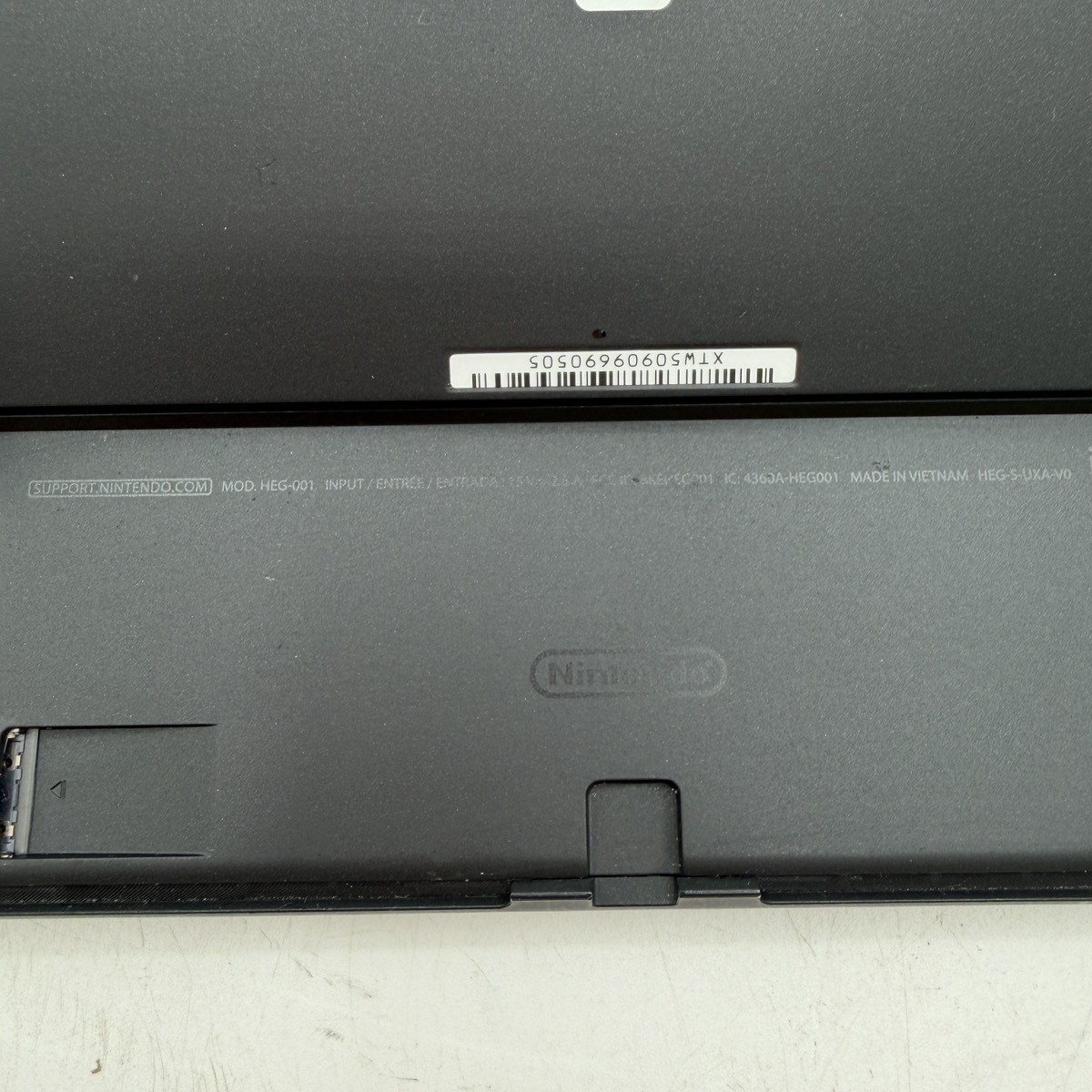 Nintendo Switch OLED Model HEG-001 Handheld Console – 64GB (CP1021918)