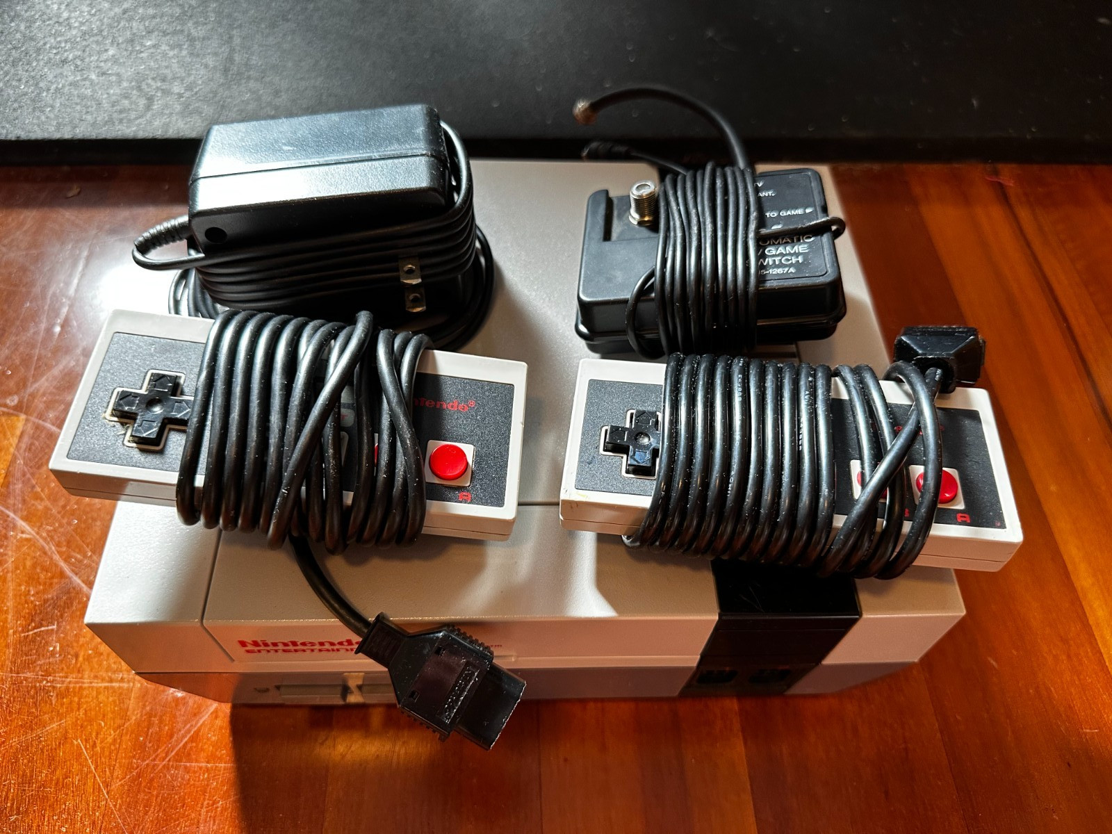 Nintendo NES Action Set Home Console – White/Gray