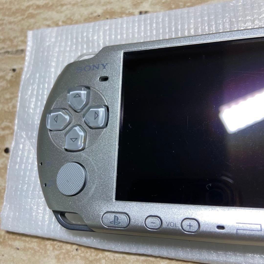 Sony PSP 3000 Mystic Silver Complete in Box Very Good Condition 7083