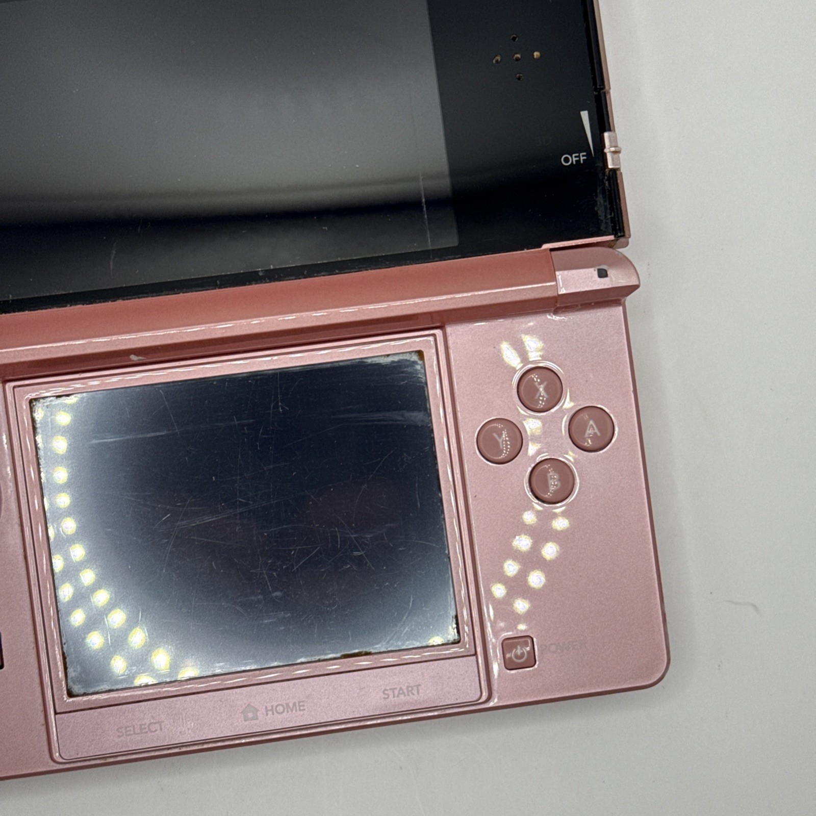 Nintendo 3DS Console (Pearl pink Edition) W/ 2GB SD Card and Case – TESTED
