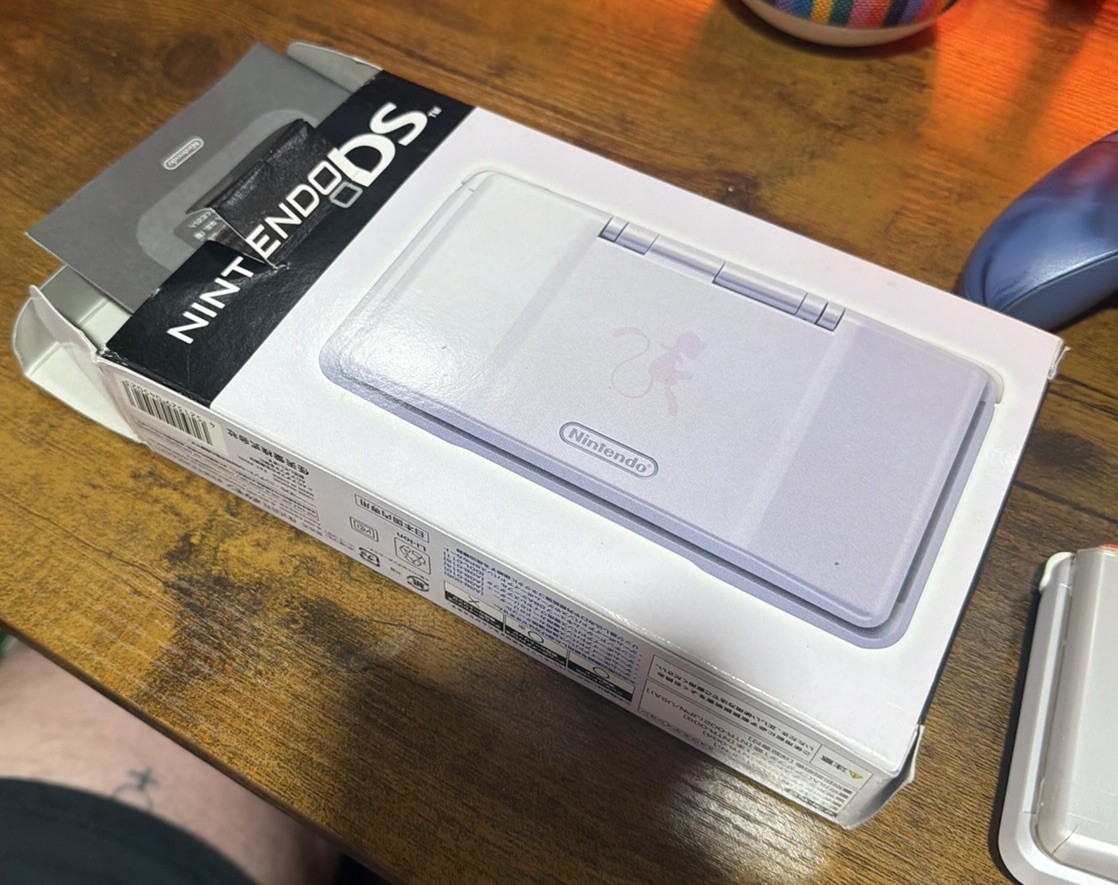 RARE Japan Nintendo DS Mew Edition Pokemon White with Original Box