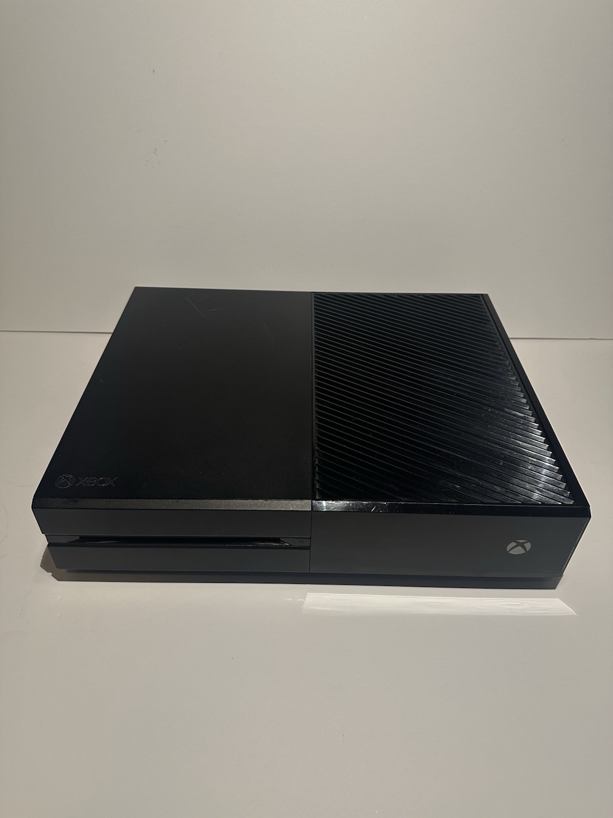 Xbox One 500GB Console w/ Cords & Controller Tested Working