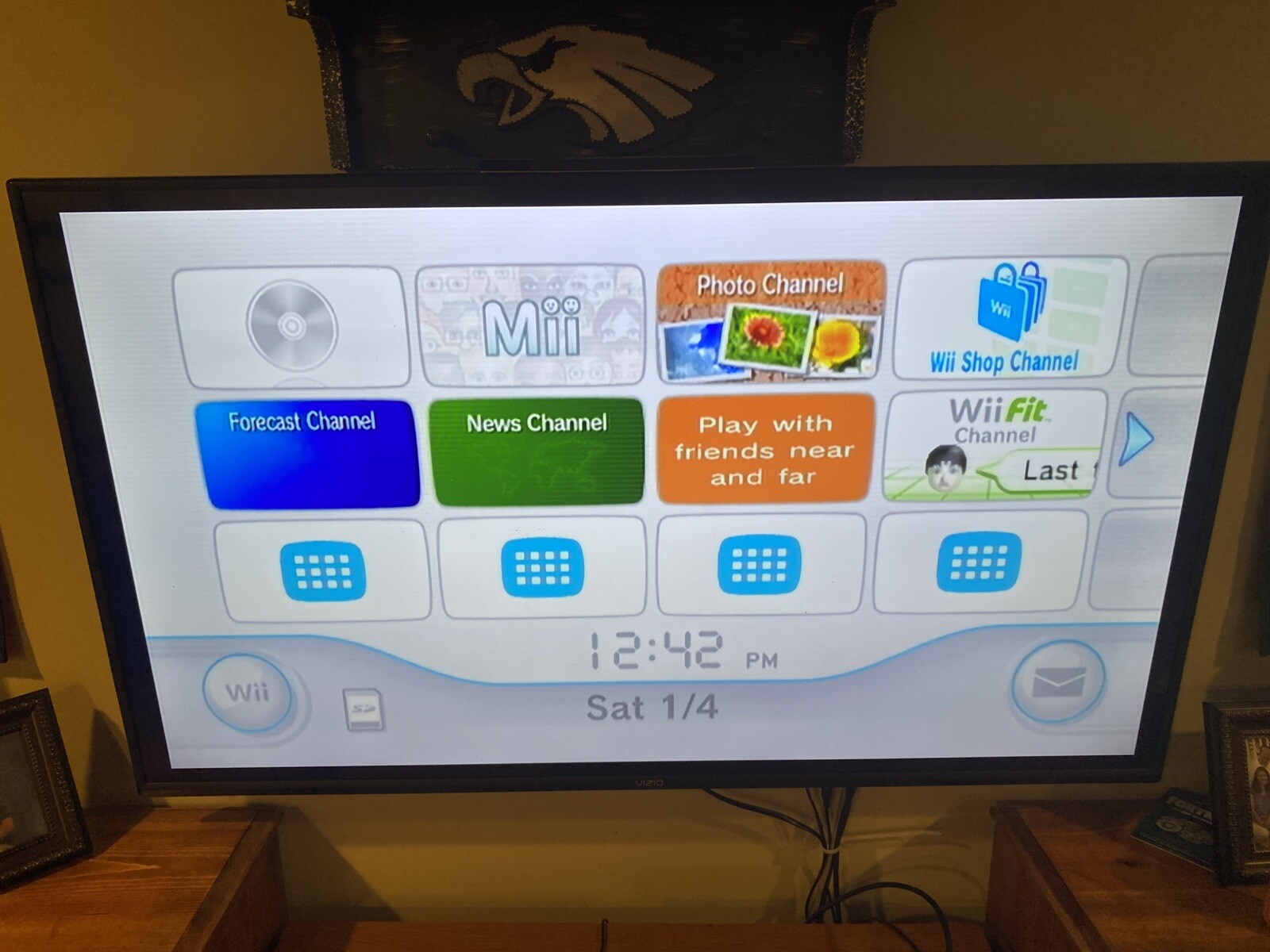 Nintendo Wii RVL-001 512 MB Home Console – White With Games And Cables