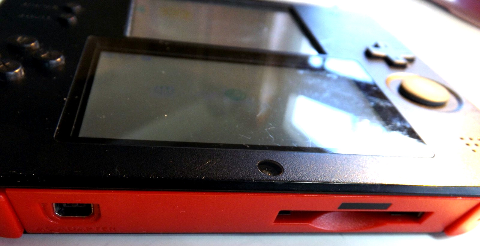 2011 Nintendo 2DS Handheld System Launch Edition Crimson Red with Power Adapter