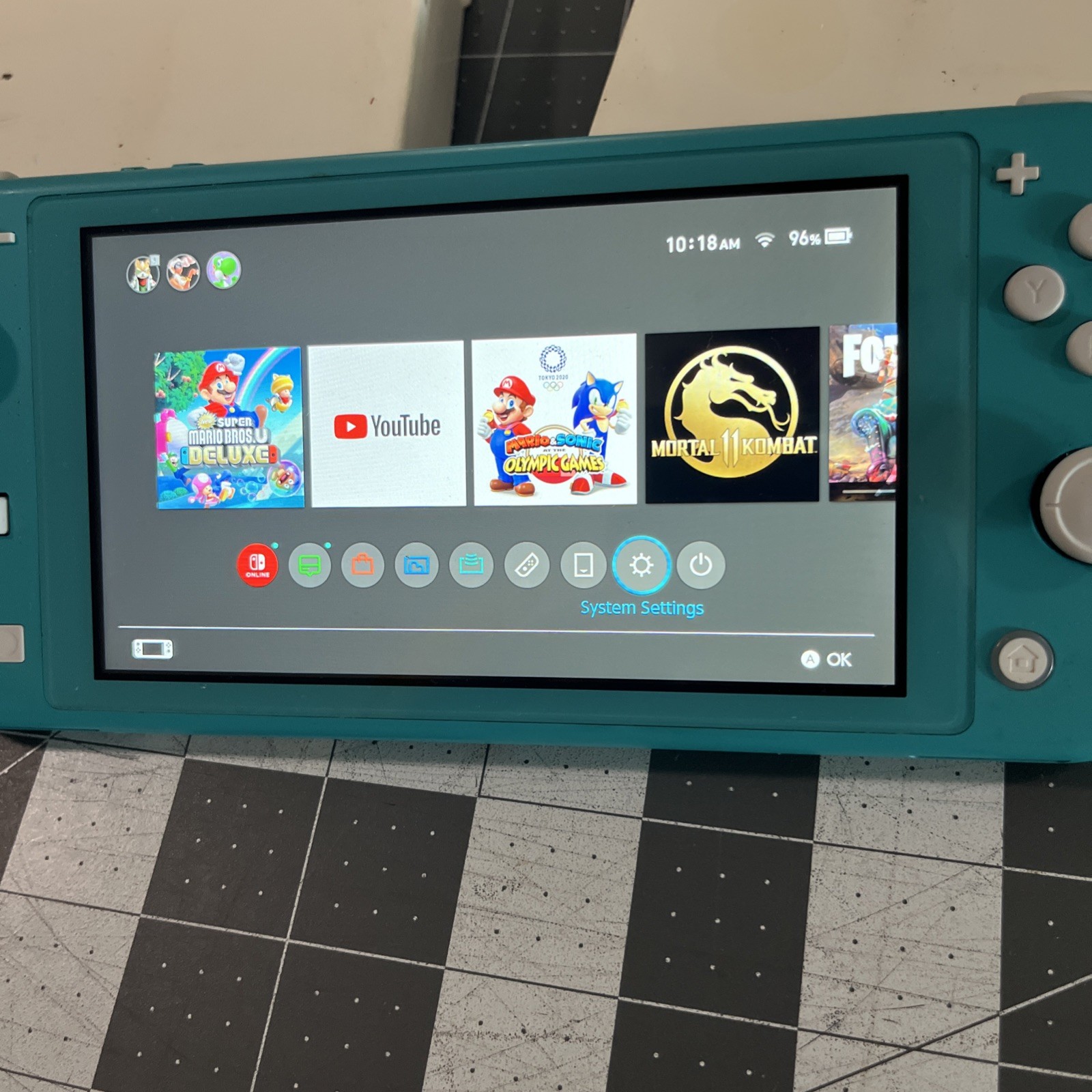 Nintendo Switch Lite HDH-001 Turquoise Handheld Console 32GB / Super Mario U