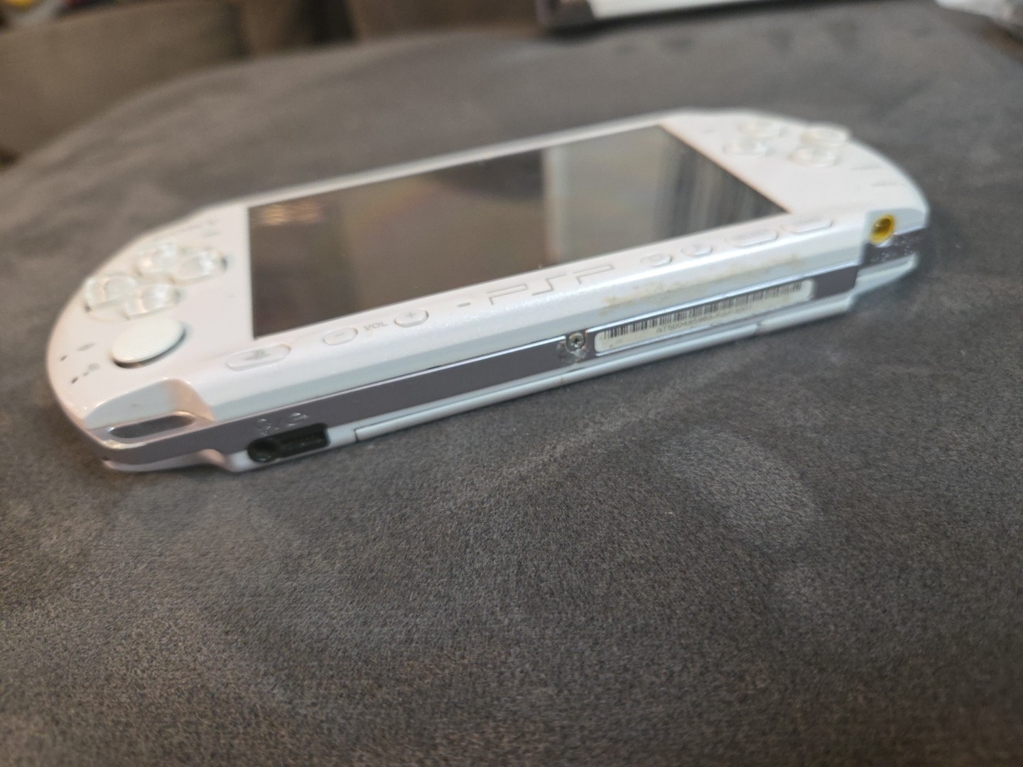 Sony PSP 3001 Handheld Console Bundle Pearl White – Tested & Working *Read DESC»