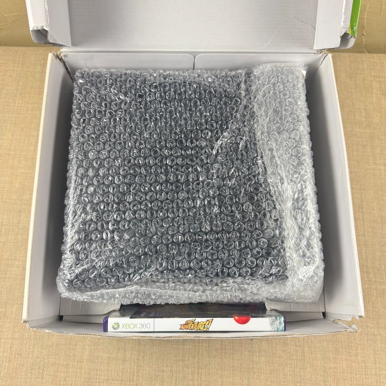 Xbox 360 Kinect Bundle – 320GB HDD Upgrade – Sensor, Controller, Boxed