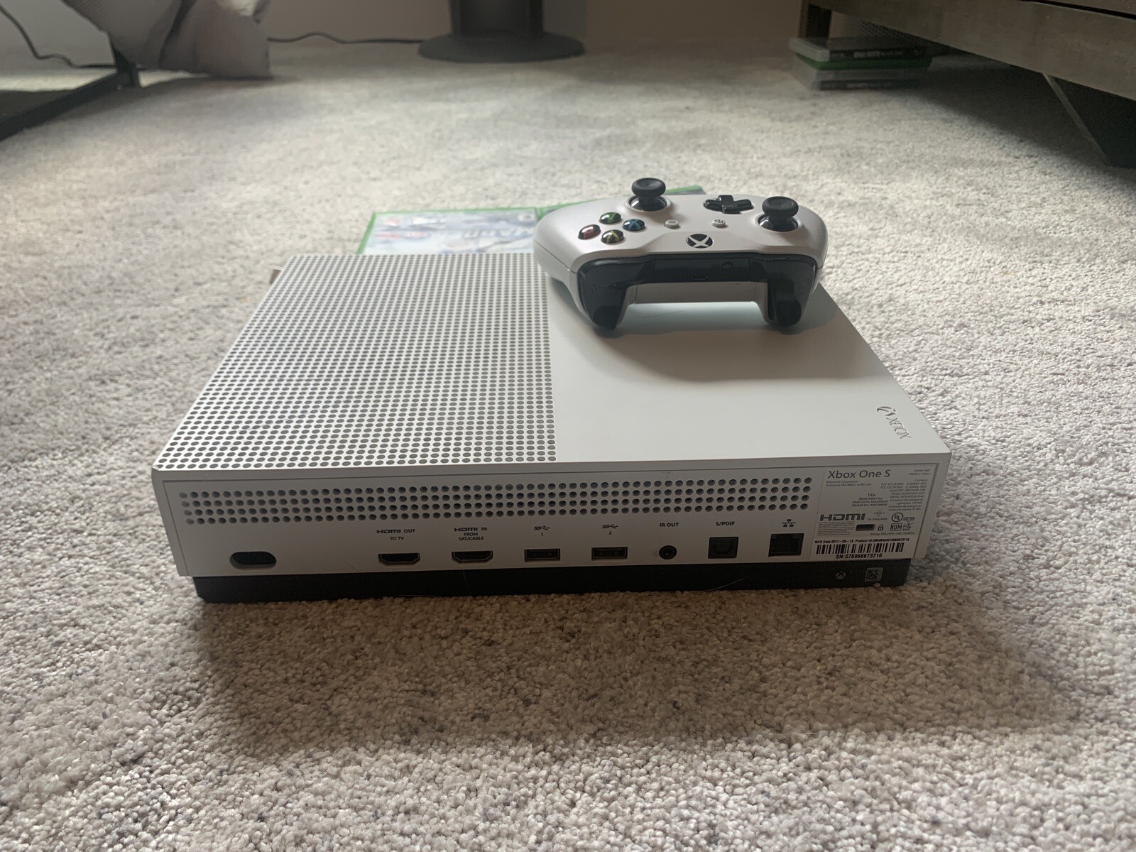 Microsoft Xbox One S Minecraft Favorites Bundle 500GB Game Console – White