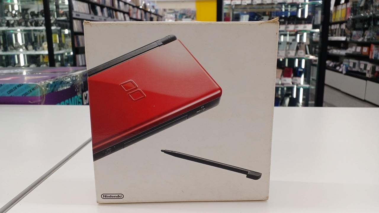 Nintendo DS Lite USG-001 Console From Japan A1787