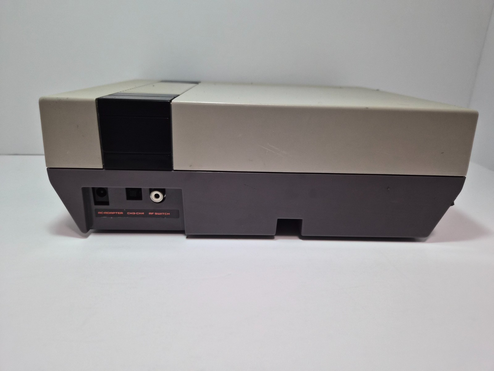 Nintendo NES Console Bundle w/ Controller AV to HDMI Adapter & All Cables Tested