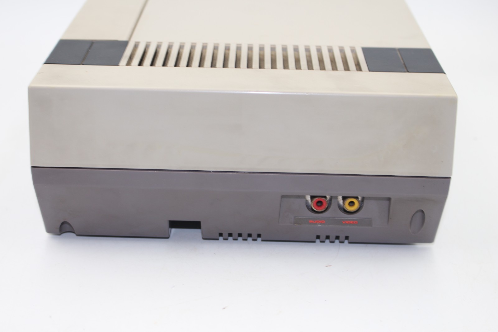 NES Console w/ controller and power supply, Tested w/ Super Mario Bros 1 2 3