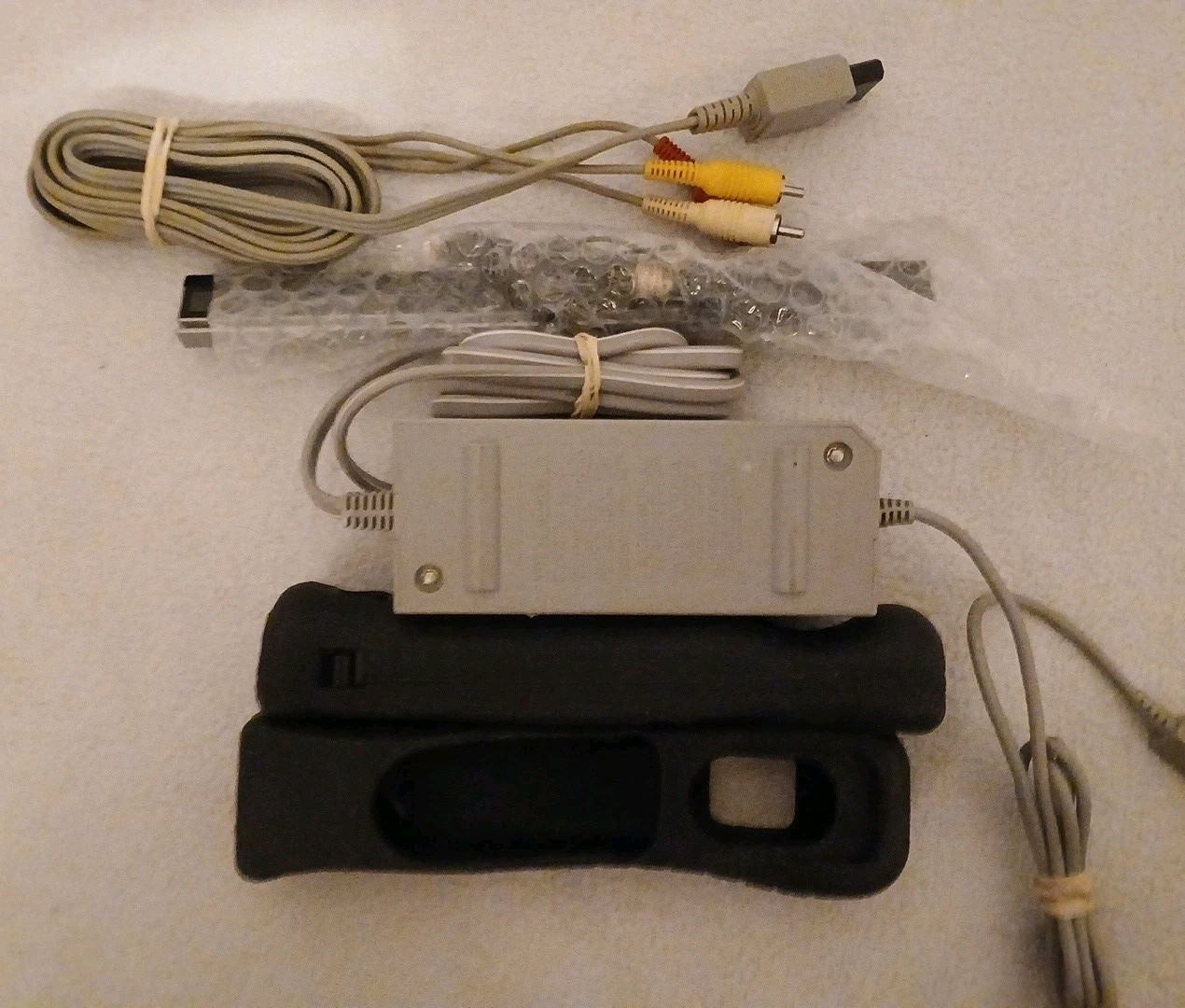 Nintendo Wii White Console RVL-001 CONTROLLER NUNCHUK – Cables – Games – Tested