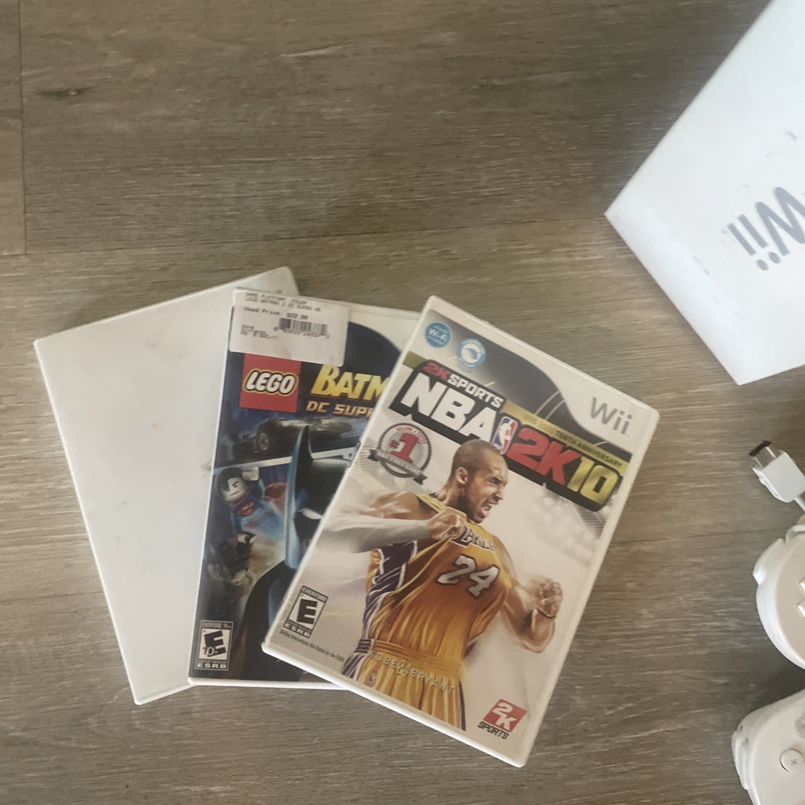 Nintendo Wii White 32GB Console Set With Cords Controllers In Box and Games