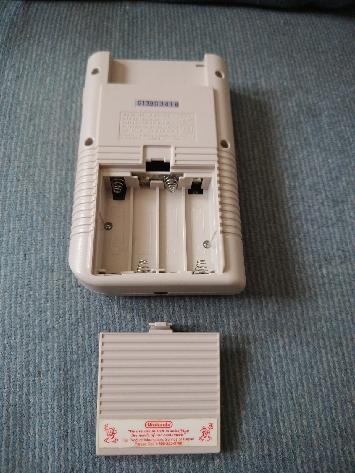 Nintendo Game Boy Launch Edition Handheld System- Gray (IN BOX) READ DESCRIPTION