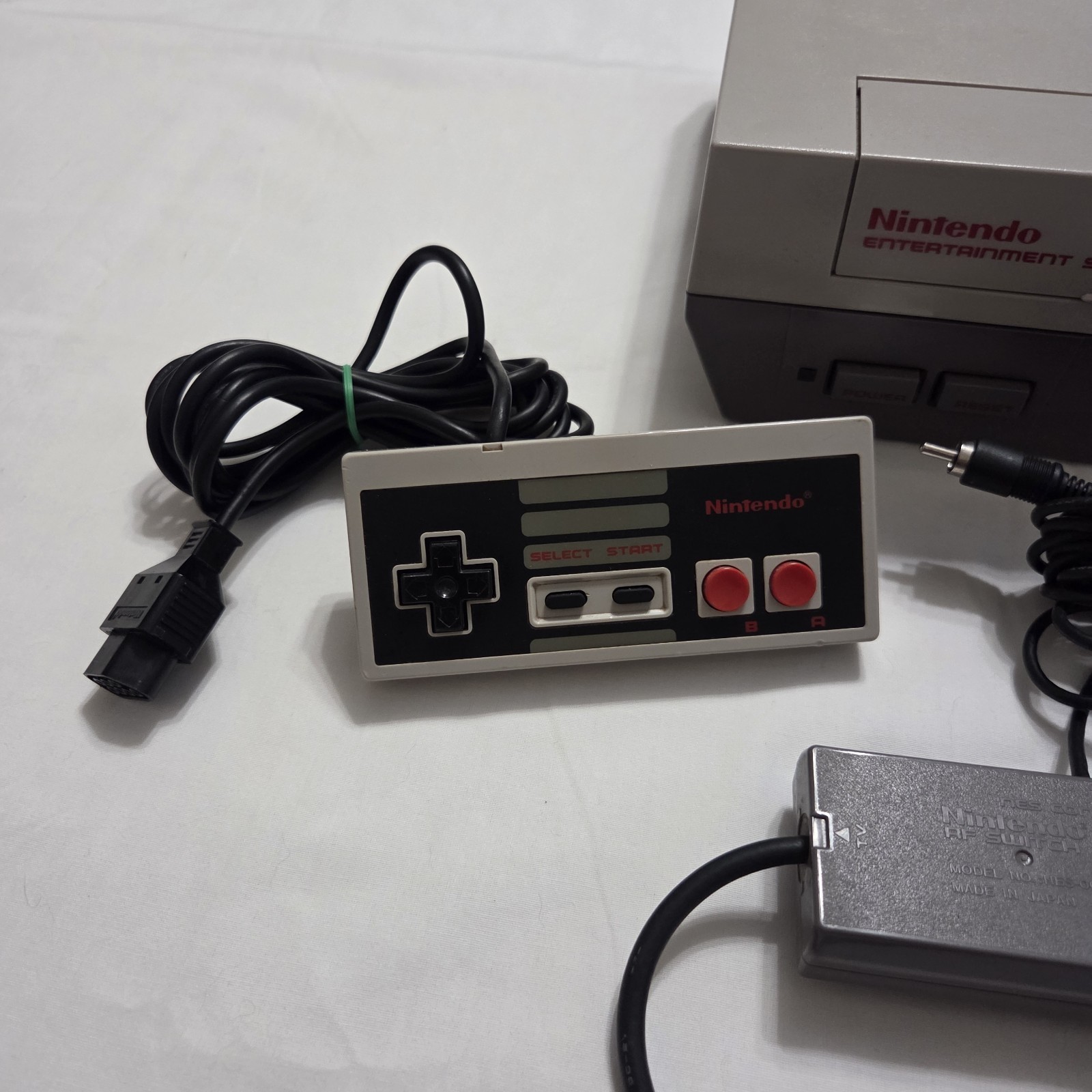 Original Nintendo NES NES-001 Console w/ 2 Controllers & Cables – Tested