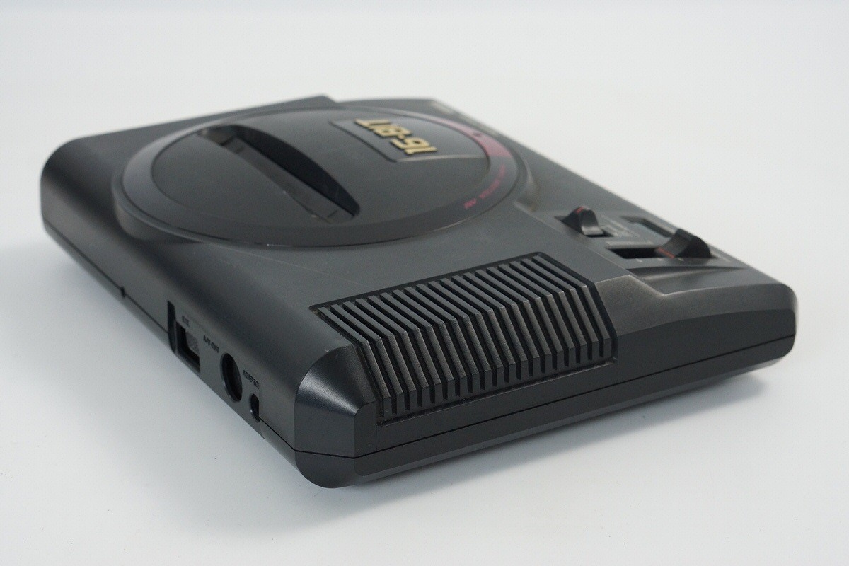 Mega Drive Console Boxed VA5 Tested System SEGA HAA-2510 Ref A10194539