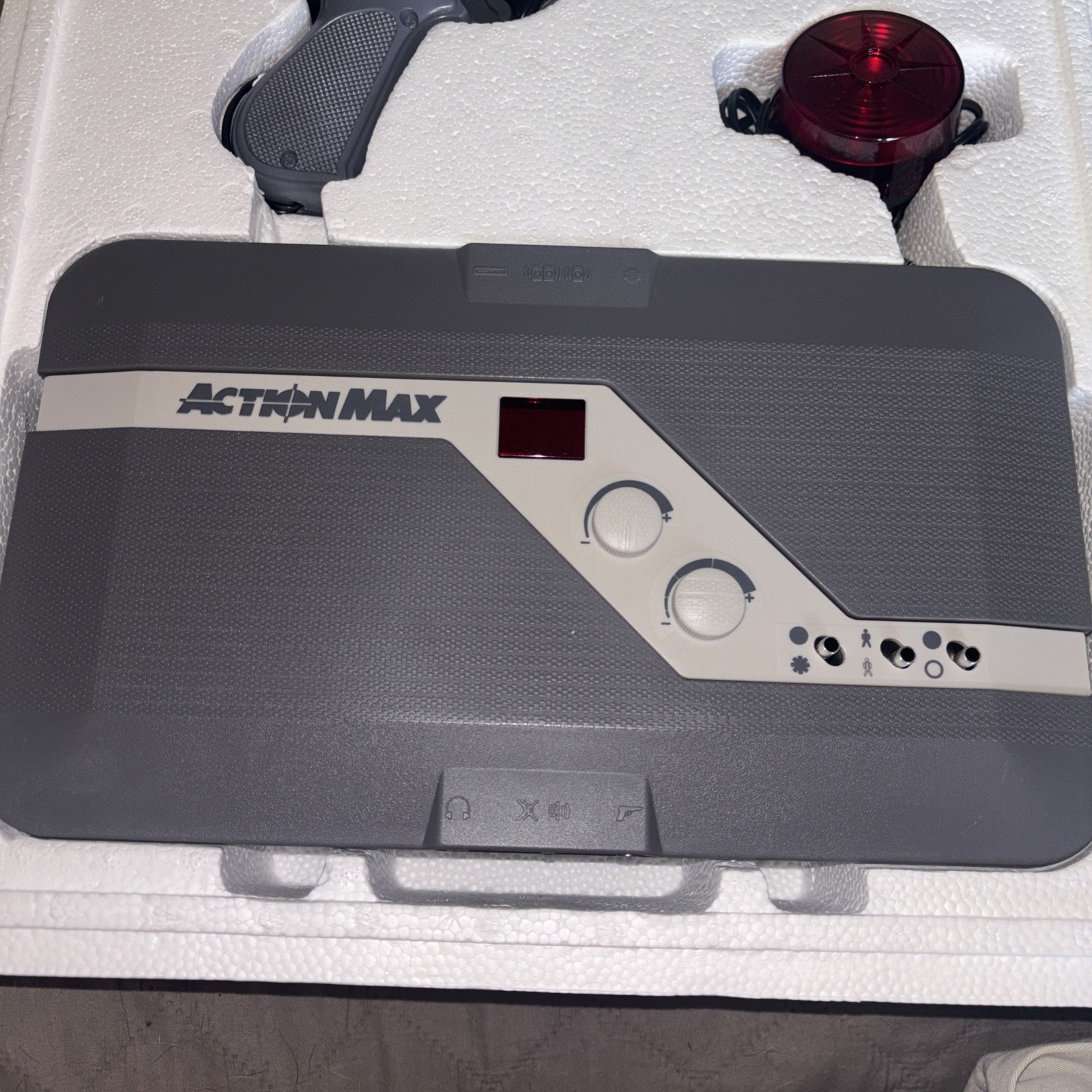 1987 ACTION MAX The First Real Action Game System WOW Over Rare #graves