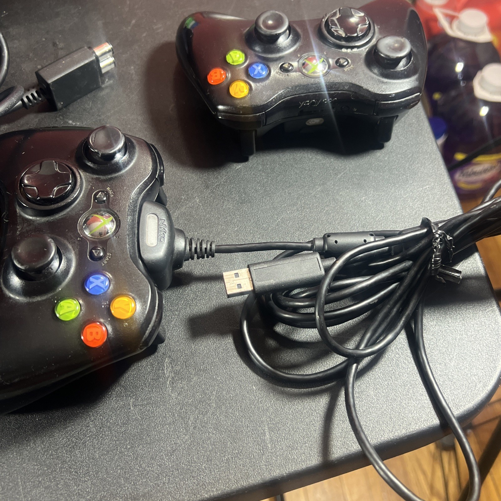 Xbox 360 S Slim 1439 320GB Bundle with Controllers Kinect And Cables