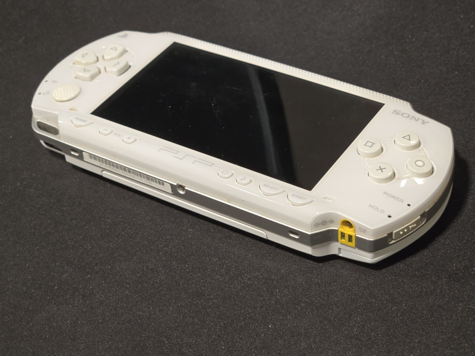 Sony PSP 1000 Launch Edition Ceramic White Handheld System