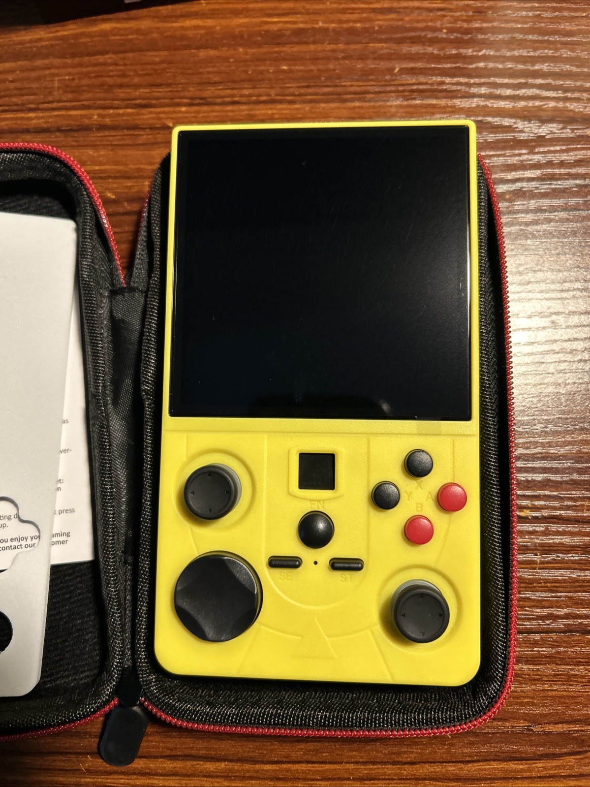DC40V Handheld Game Console – 4.0 Inch Gaming Console 64GB