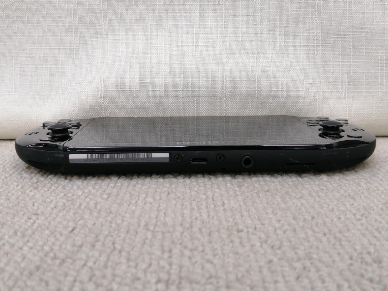 Sony PS Vita PCH-2000 Console Hard Shell Case Used Screen Burn