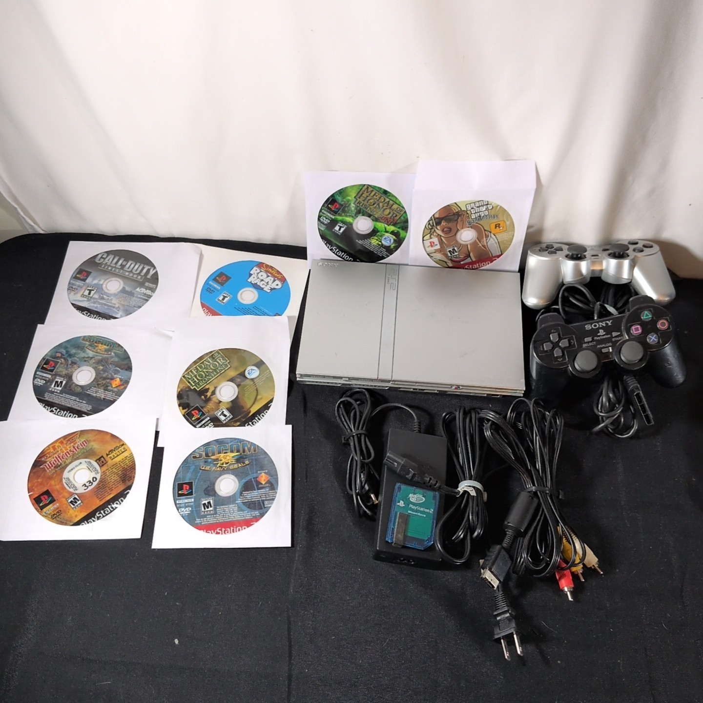 Sony Playstation 2 PS2 Bundle Slim Console Silver 2x Controller, Mem Card 8 Game