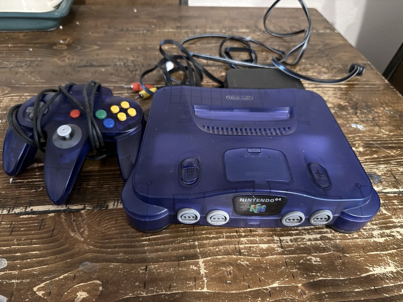 Nintendo 64 Funtastic Grape Purple Console w/ matching Controller, Av and power