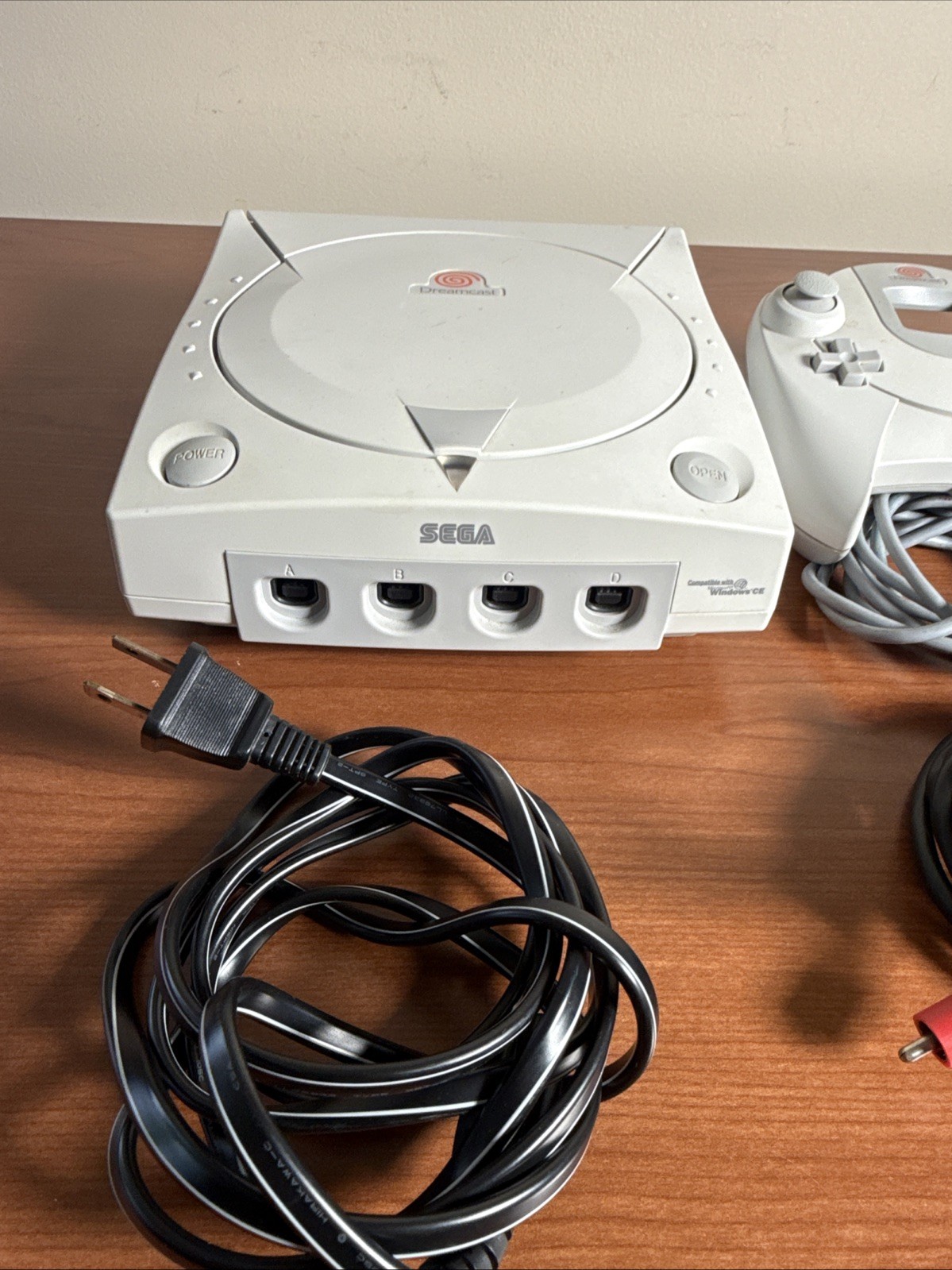 Sega Dreamcast HKT-3020 White Home Video Gaming Console With Controller