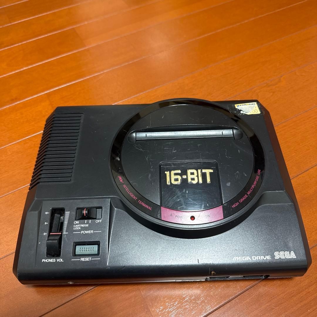 SEGA Mega Drive 16-bit console, untested, junk.