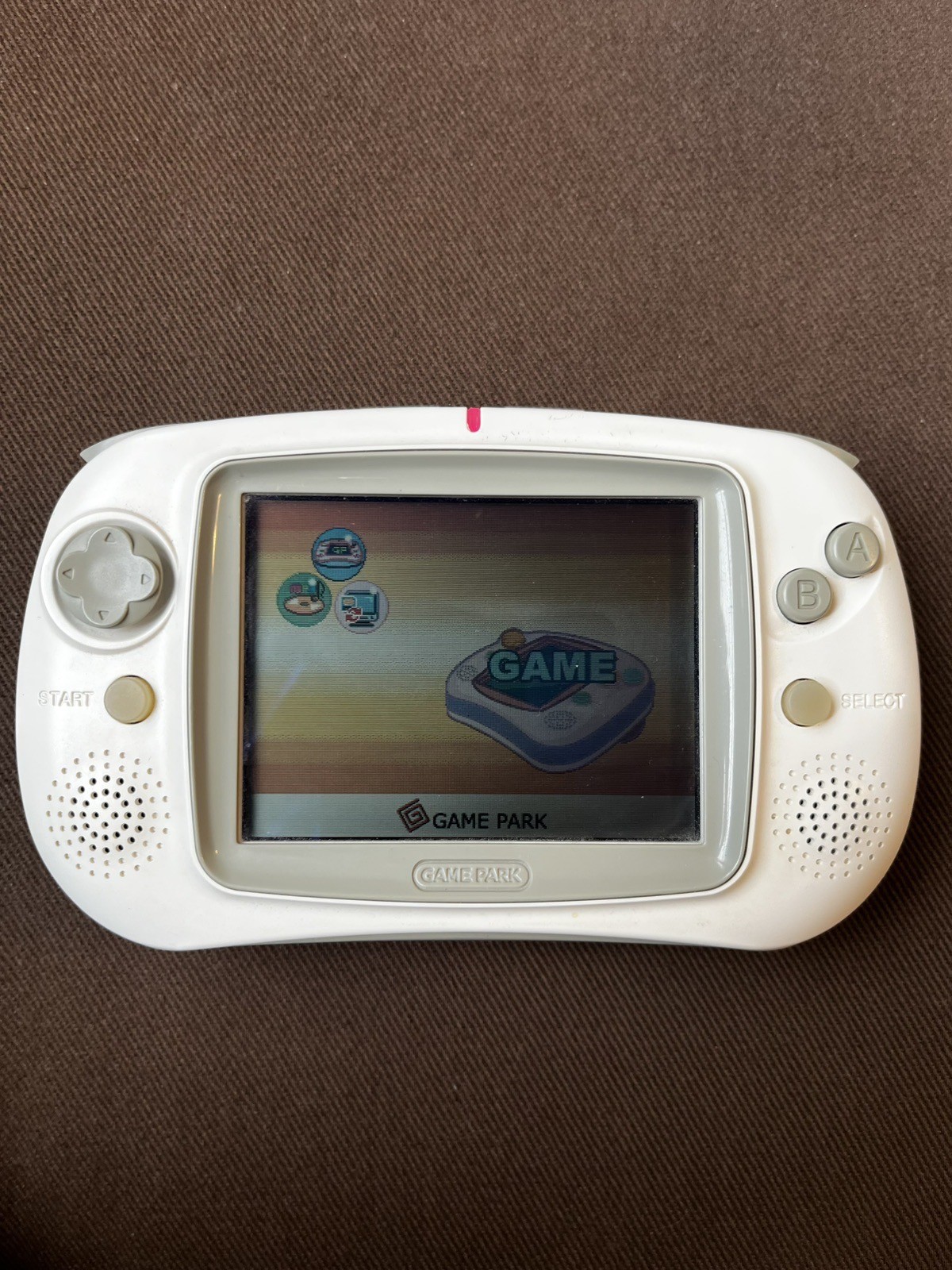 Working, Nice Condition Gamepark GP32 with 64 MB Card