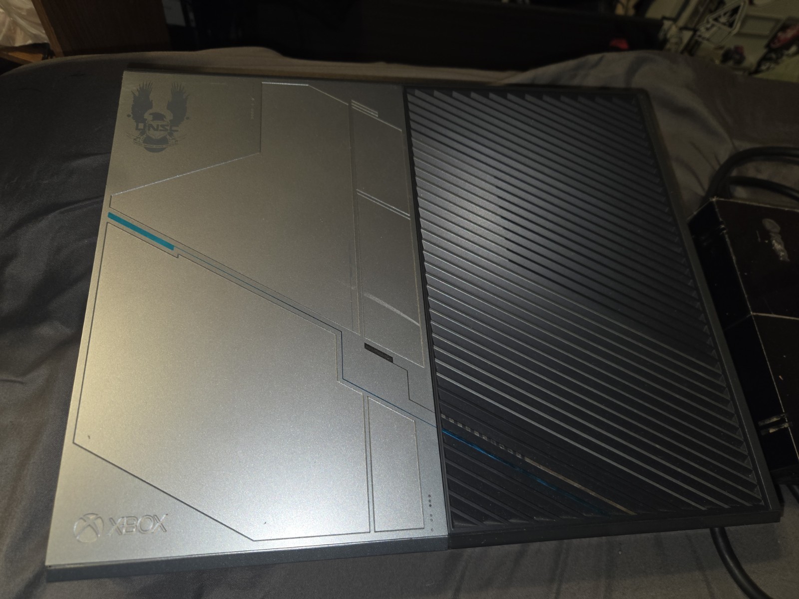 Xbox One Halo 5 Guardians Limited Edition – 1TB – Tested Works GREAT