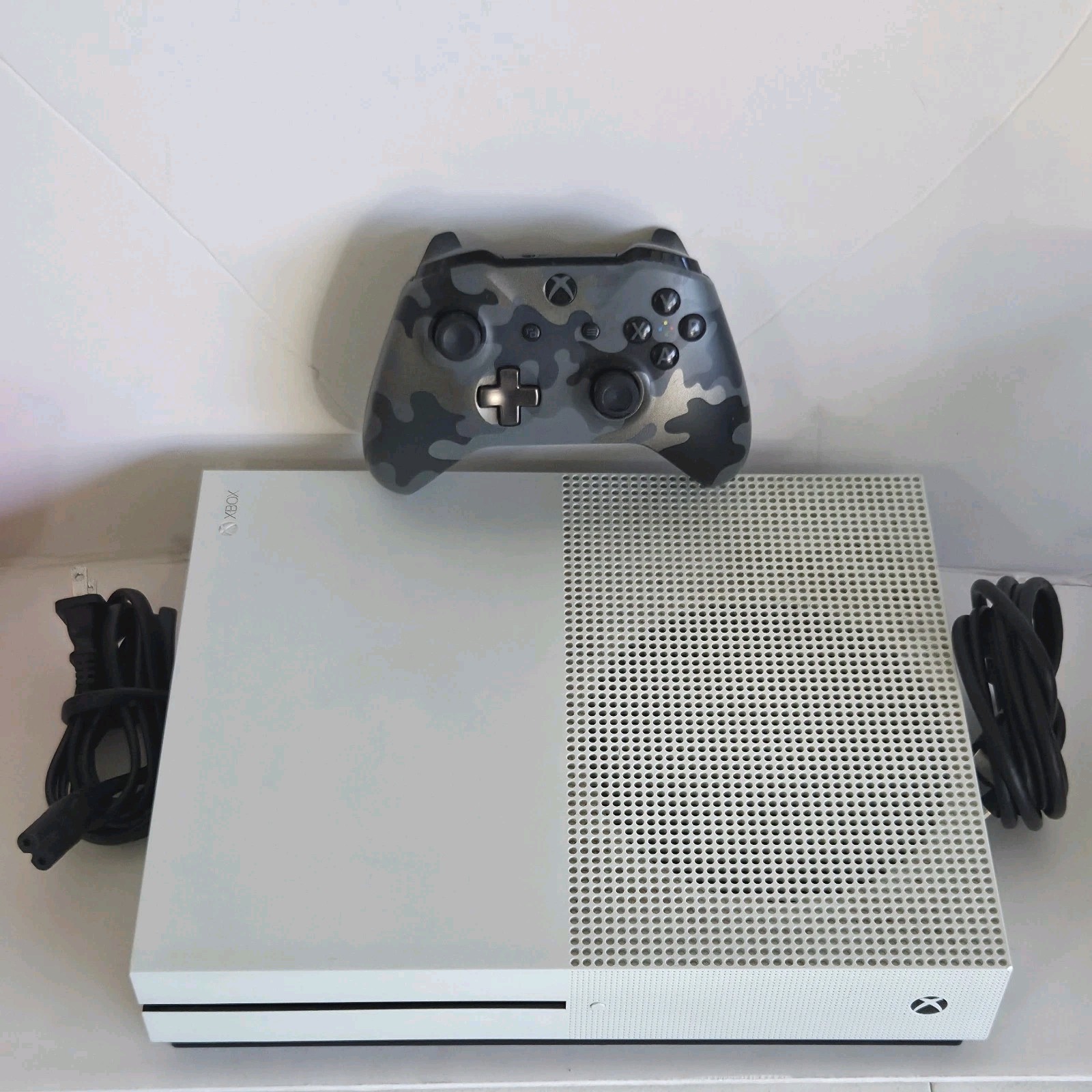 Microsoft Xbox One S Console 1681 Console OEM With Controller & Cords 500GB