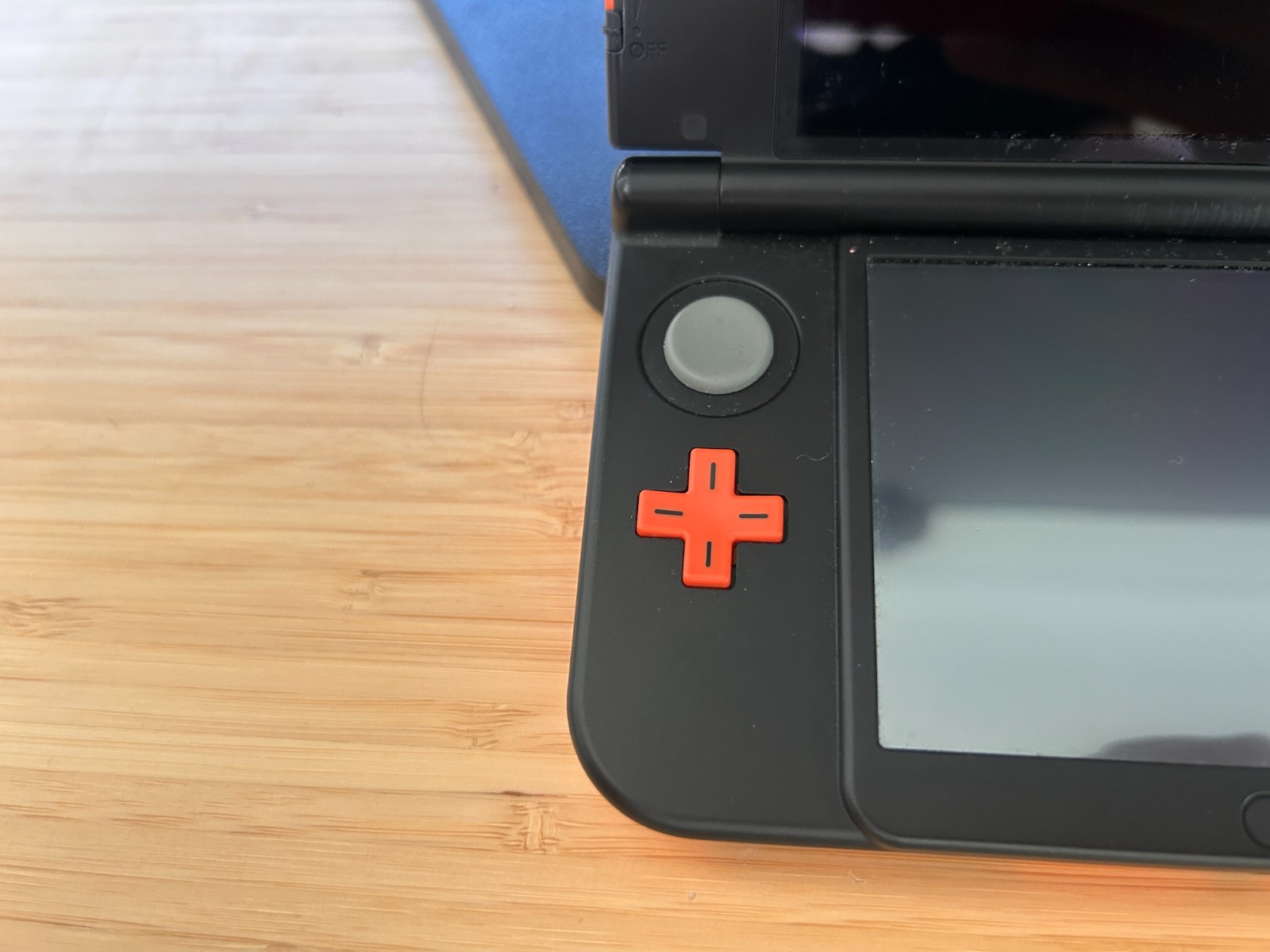 New Nintendo 3DS XL Console Orange Black, Working w Charger & Hard Shell