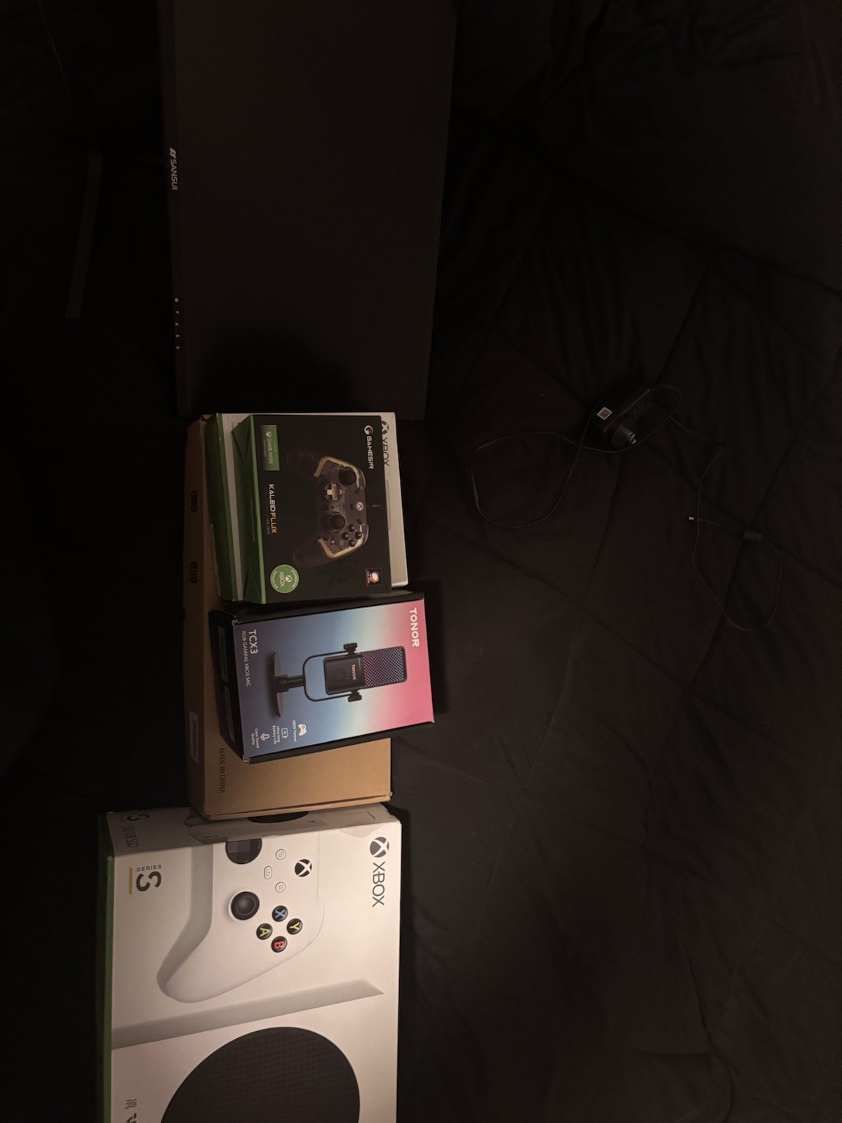 Xbox Series S 512GB With Other Accessories for Top Tier Gaming