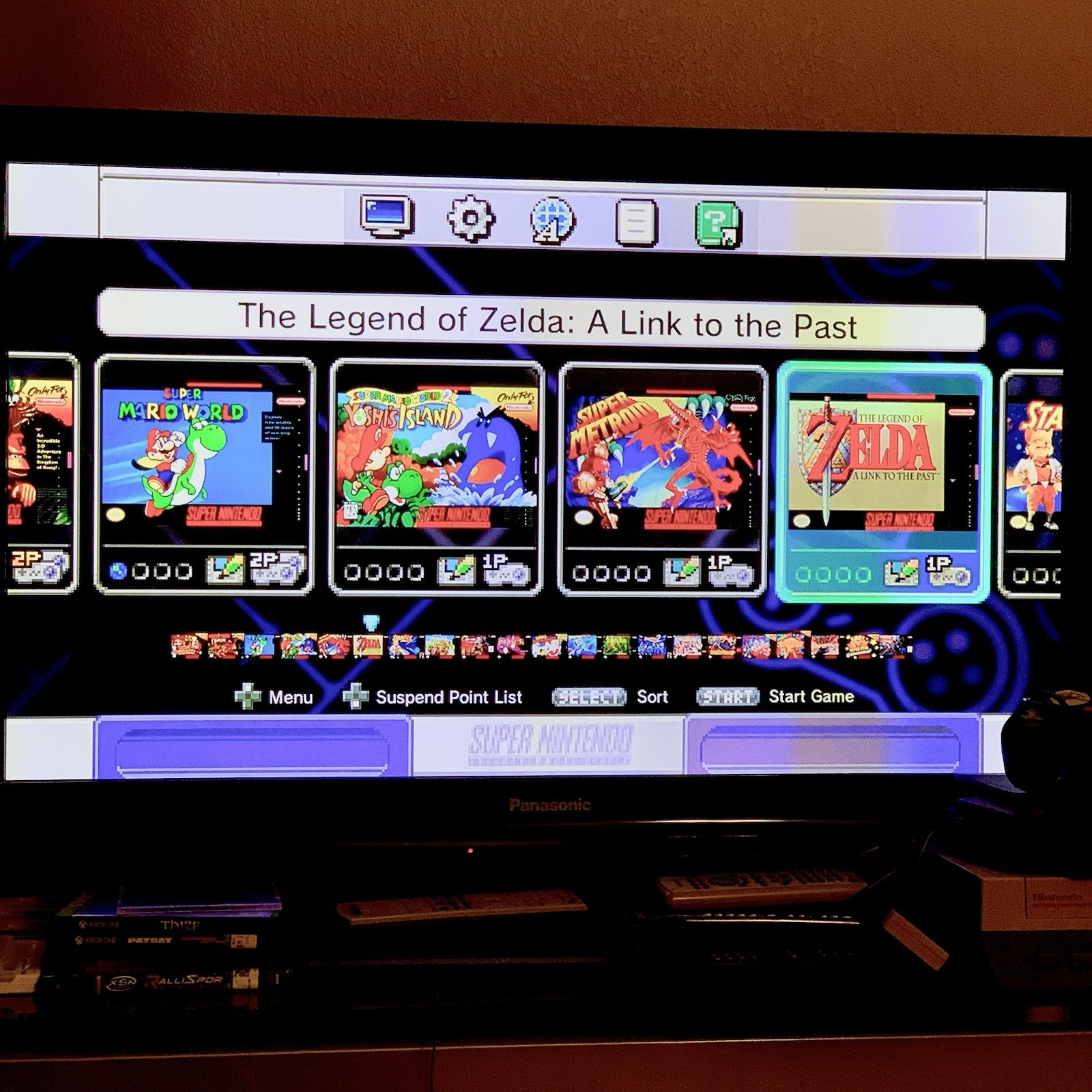 Super Nintendo SNES Mini Classic Console CLV-201 W/ 2 Controllers Cords TESTED