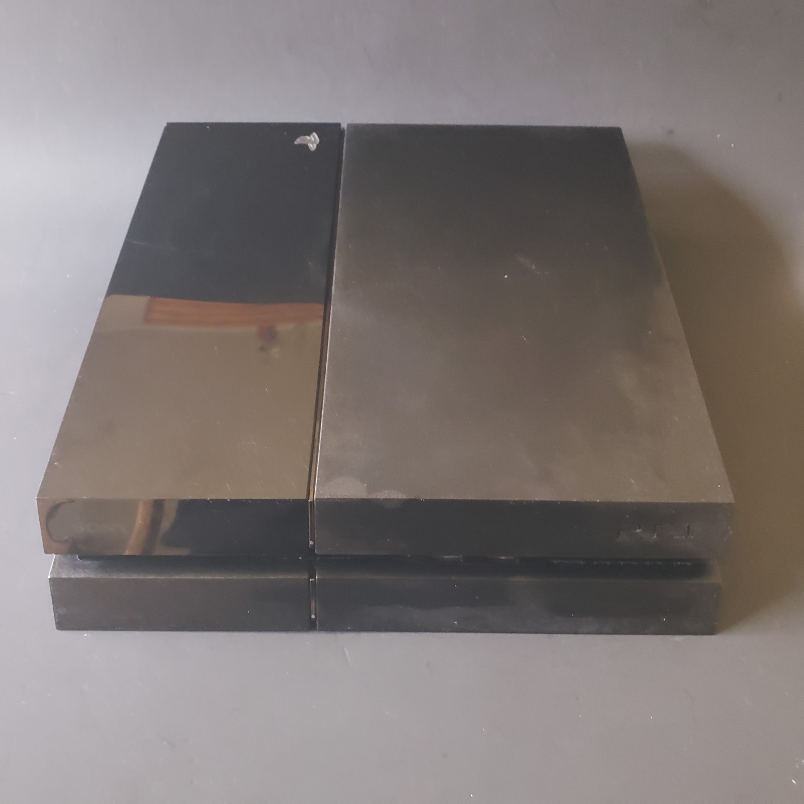 Sony PlayStation 4 PS4 500GB Console CUH-1115A Only AS IS DOES NOT STAY POWERED