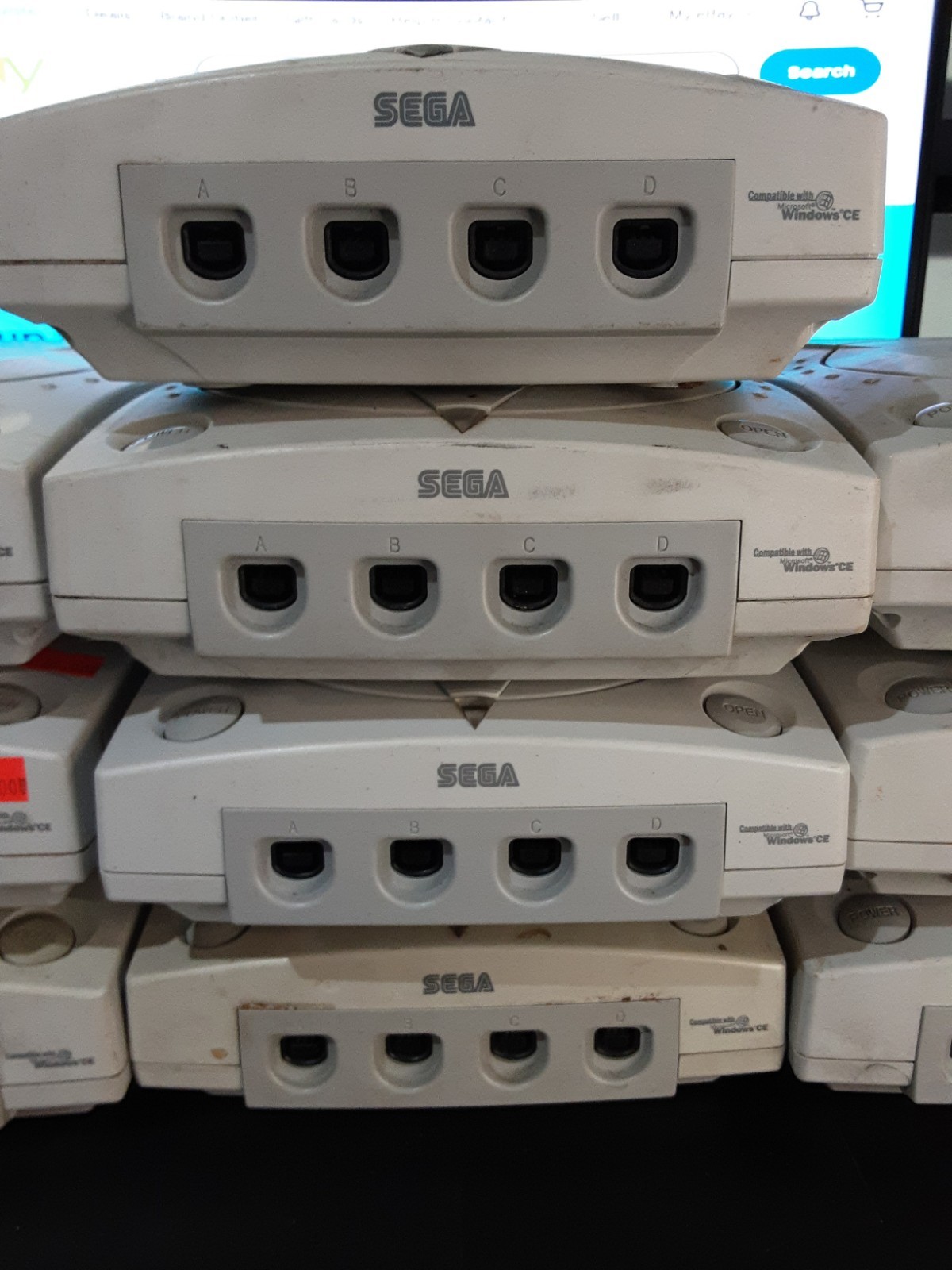 Lot Of 10 Broken Sega Dreamcast Consoles Various Issues