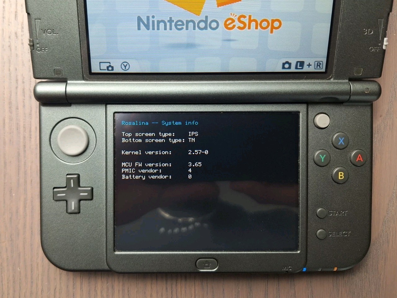 New Nintendo 3DS XL Metallic Black | Charger 32GB SD Card | REGION FREE TOP IPS