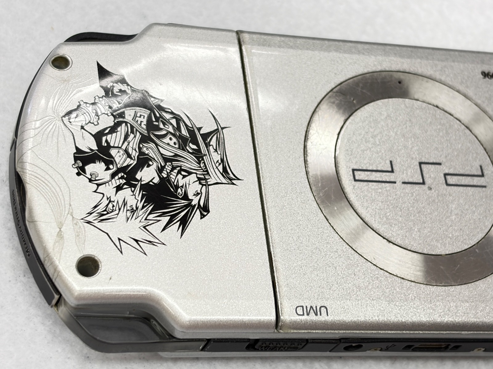 SONY PSP 2000 Crisis Core Final Fantasy FF7 Limited Edition Playstation [41587]