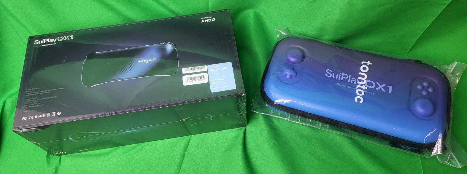SuiPlay0X1 Handheld Gaming Console AMD 7840U, 512GB SSD, 16GB RAM Plus Case