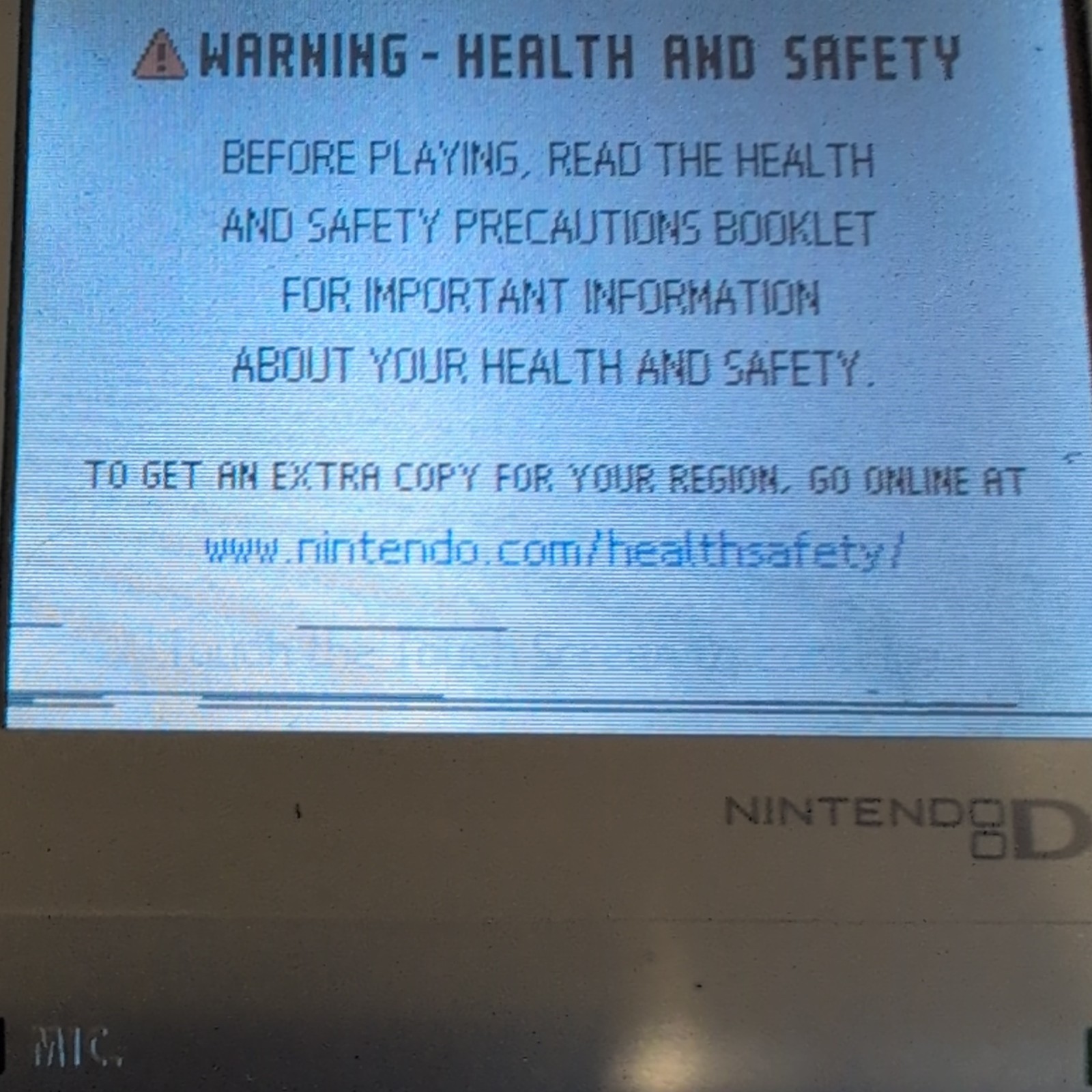Nintendo DS Silver/Black, Scanlines On Screen, Tested, NO CHARGER NO STYLUS