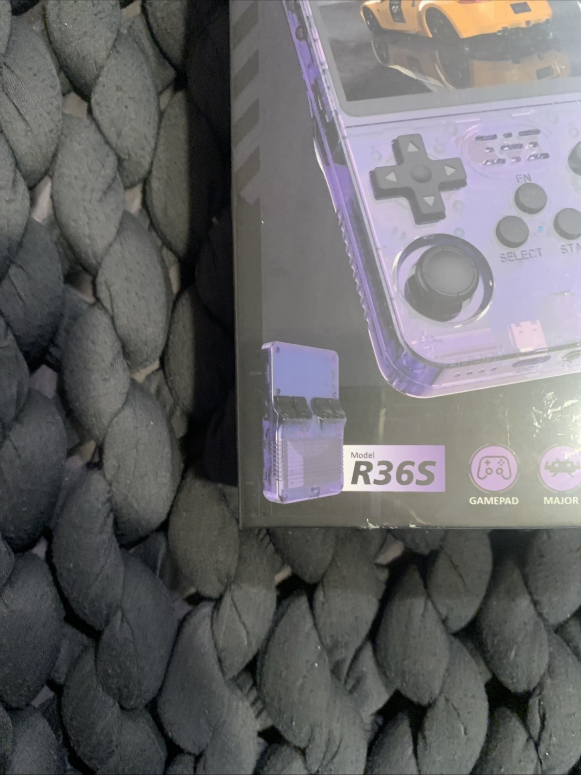64 GB R36S Handheld Video Game Console 3.5 Inch IPS Screen, 20000+ Video Games