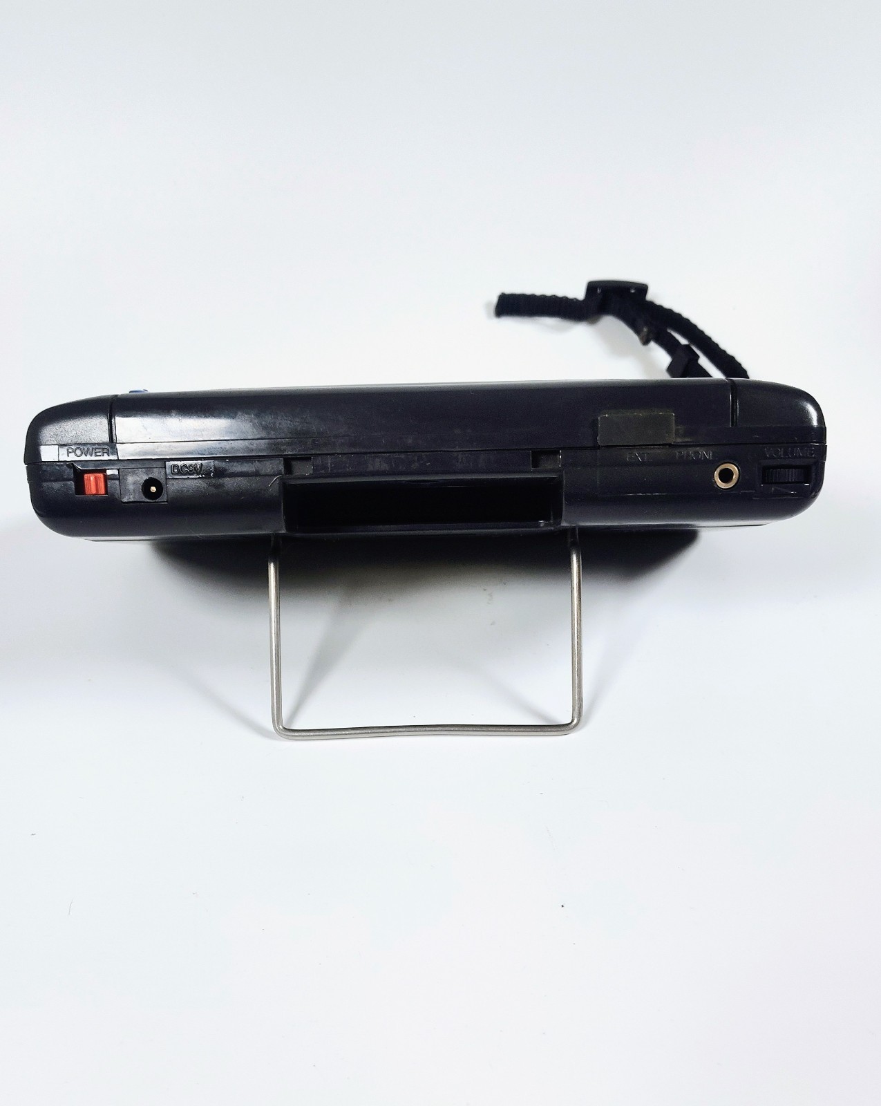 Sega Game Gear – Turns On No Picture- For Parts or Repair – Read